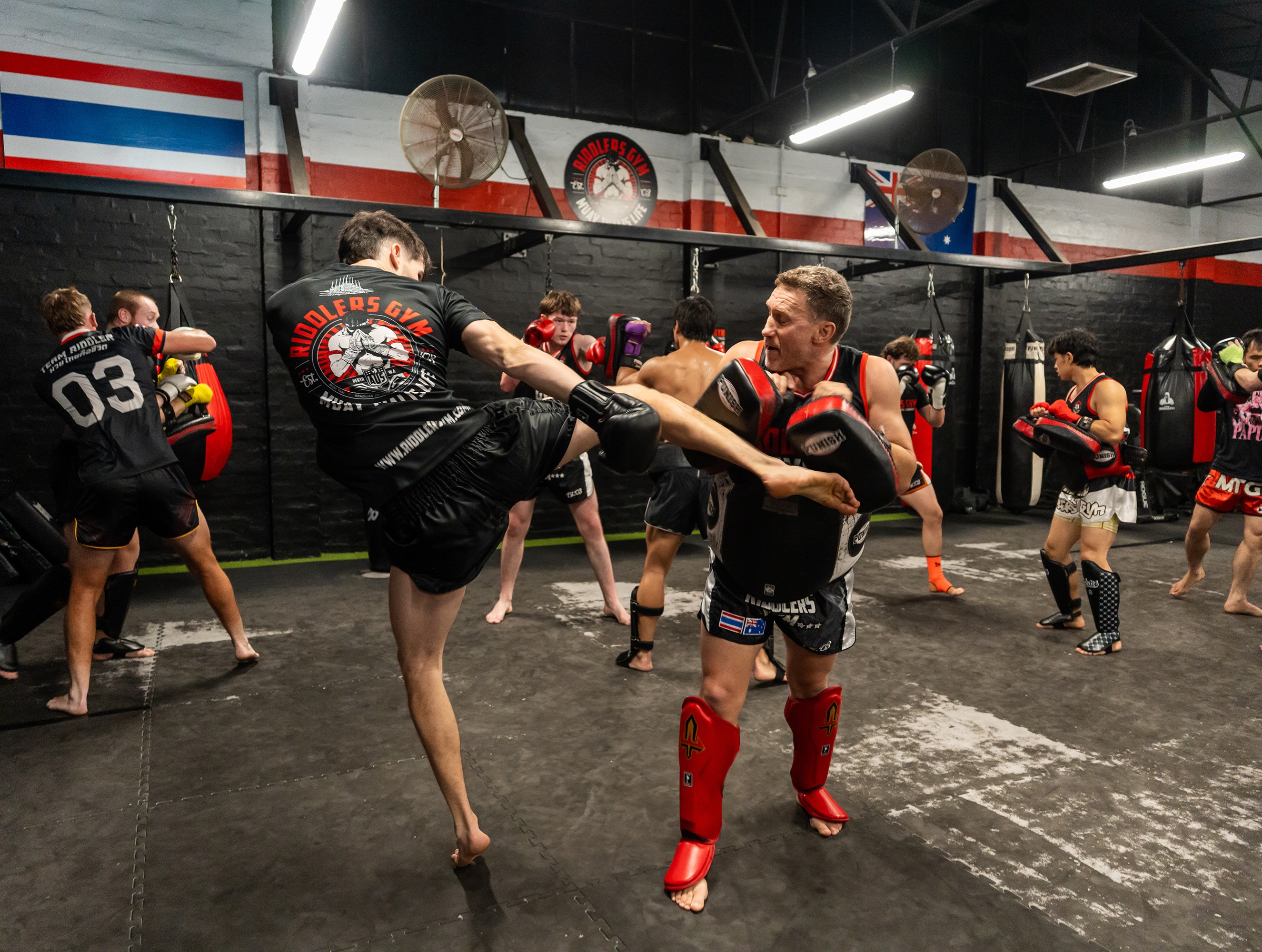 MONDAY MOTIVATION 🔥
“ Progress does not wait for motivation “
Never miss a Monday - see you on the Mats 😉
#riddlersgym #muaythai #mondaymotivation #awayoflife #muaythaiislife