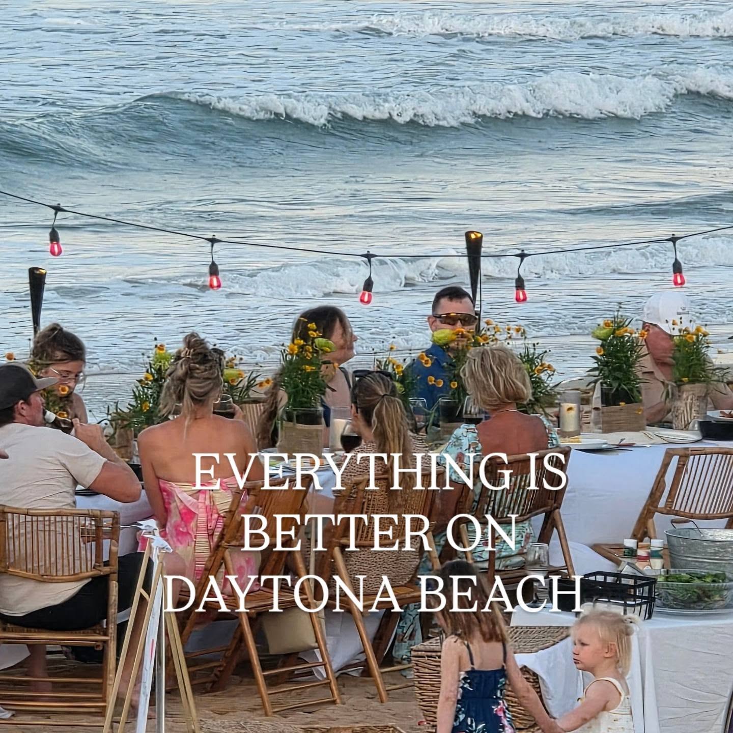 Experience an elegant lowcountry boil on the beach! Savor luxury vibes under the sun with all your favorite people. Best part, you just arrive, relax & enjoy!
@barefootphilosophy.com
#familyreunions #weddingwelcome #dinnerpartyideas #lovedaytonabeach #newsmyrnabeach
