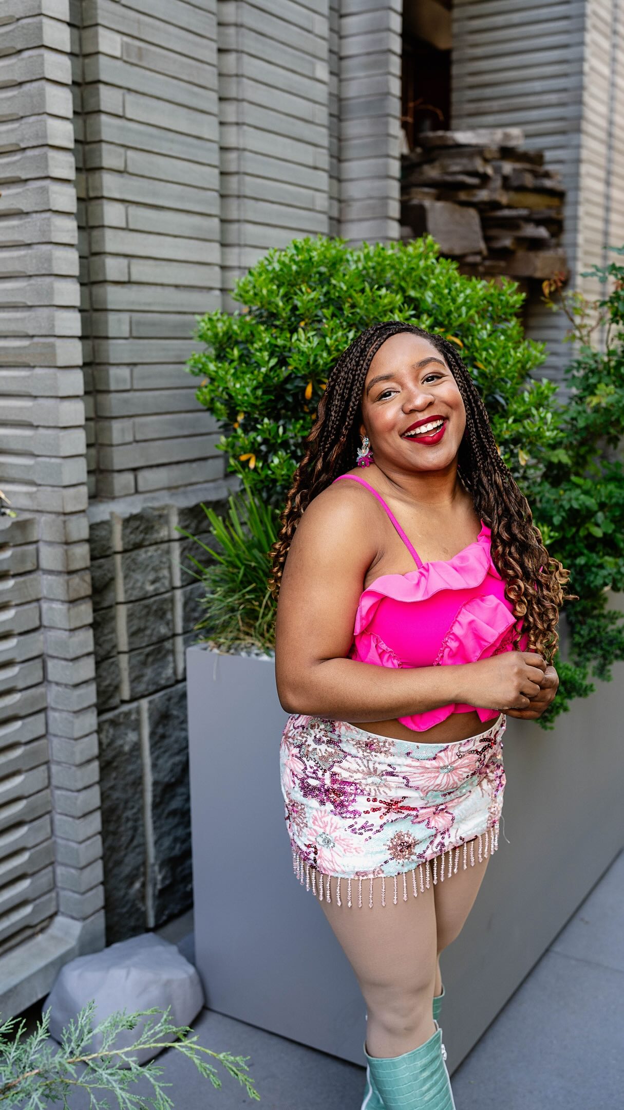 Summer is almost here and I’m so excited 😆
Sun’s out, sale’s on! ☀️💛
Serving looks without breaking the bank because style should always be fun, effortless, and affordable. This outfit is giving summer main character energy, and the best part? You can snag it for less during the SHEIN Summer Sale with up to 90% off! 🌴✨
Wearing Product ID: 105412484 💫
Use my coupon code SUtwiggyversatile637 to save even more on your next haul!
Search code: JVA4R 🔍
@shein_us @sheinofficial
#SHEINSummerSale #SHEINsaveinstyle #sheinpartner #SummerStyle #OOTD