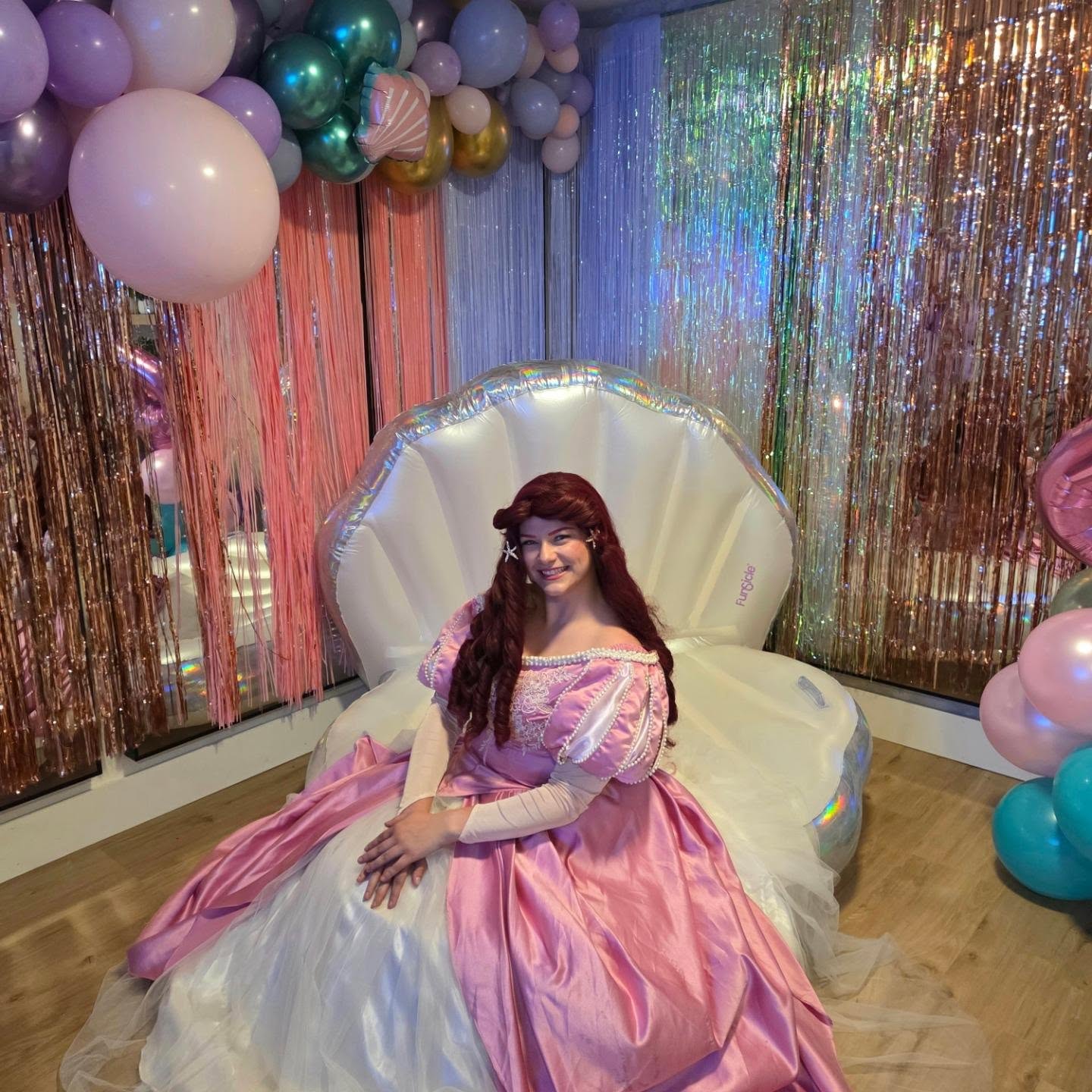 It's mermaid season!! We are making a splash with mermaid magic, creating dazzling memories! ✨️ 🧜♀️
#dazzlingprincessparties #yyc #partyprincess #airdriemoms #yyckids