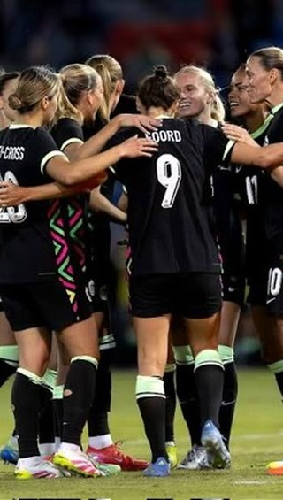 @caitlinfoord has celebrated 150 caps for the Matildas with this brilliant goal against Mexico last night. The Matildas defeated Mexico 3-1 in a redemptive friendly after their loss a few days ago. Foord debuted for the Matildas at 16 years of age in 2011 when she scored a goal against New Zealand. Foord has gone on to become one of the most recognised names in Australian sport and women’s football globally.
Video reshared from @matildas