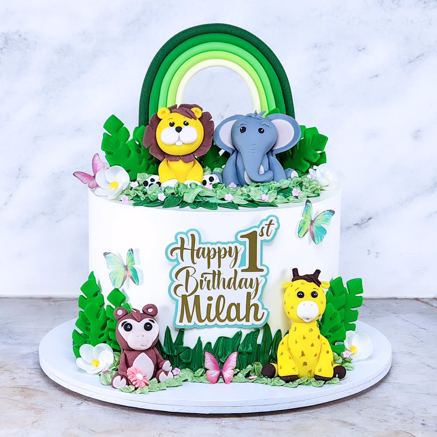 Safari, jungle theme 1st Birthday π¦ππ¦π΅π΄π³
#SafariThemeCake #1stbirthdaycake #JungleParty #cupcakesofinstagram #Marlenebakes