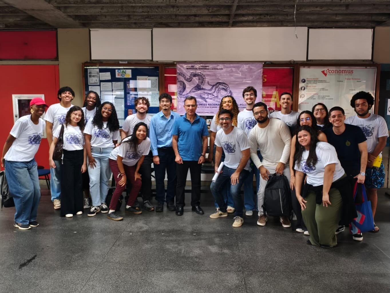 Durante os dias 09 e 12 de junho a Universidade do Estado do Rio de Janeiro (UERJ) será sede do XXI Encontro Nacional de Economia Política (ENEP).
Observatório de Bancos Centrais (OBC/UERJ) tem a honra de receber durante o ENEP o professor Costas Lapavitsas (SOAS, University of London), importante pesquisador e uma das principais referências no estudo e pesquisa da Economia Política e do processo de financeirização das economias capitalistas.