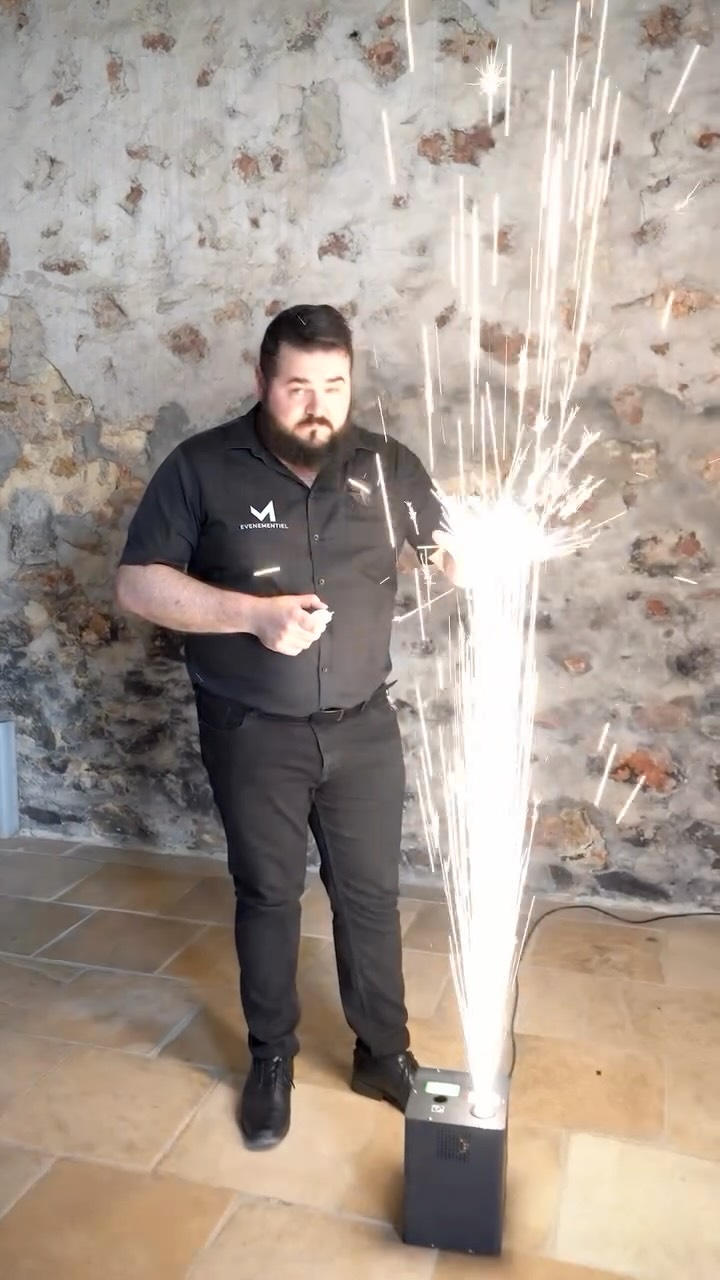 Faites briller vos Ă©vĂ©nements avec nos machines Ă Ă©tincelles froides ! âš
Ajoutez une touche spectaculaire Ă vos moments forts sans fumĂ©e ni flamme. Parfaites pour les mariages, ouvertures de bal, anniversaires, soirĂ©es dâentreprise, remises de prix ou lancements de produits.
