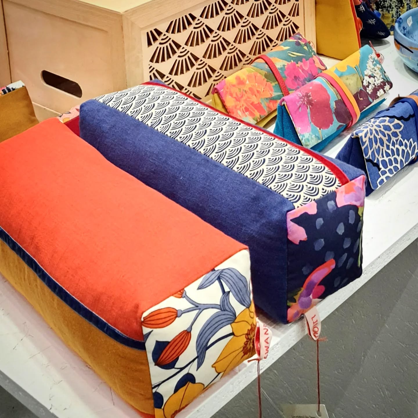 @lilouswann #arttextile #galerielessouliersrouges #clisson