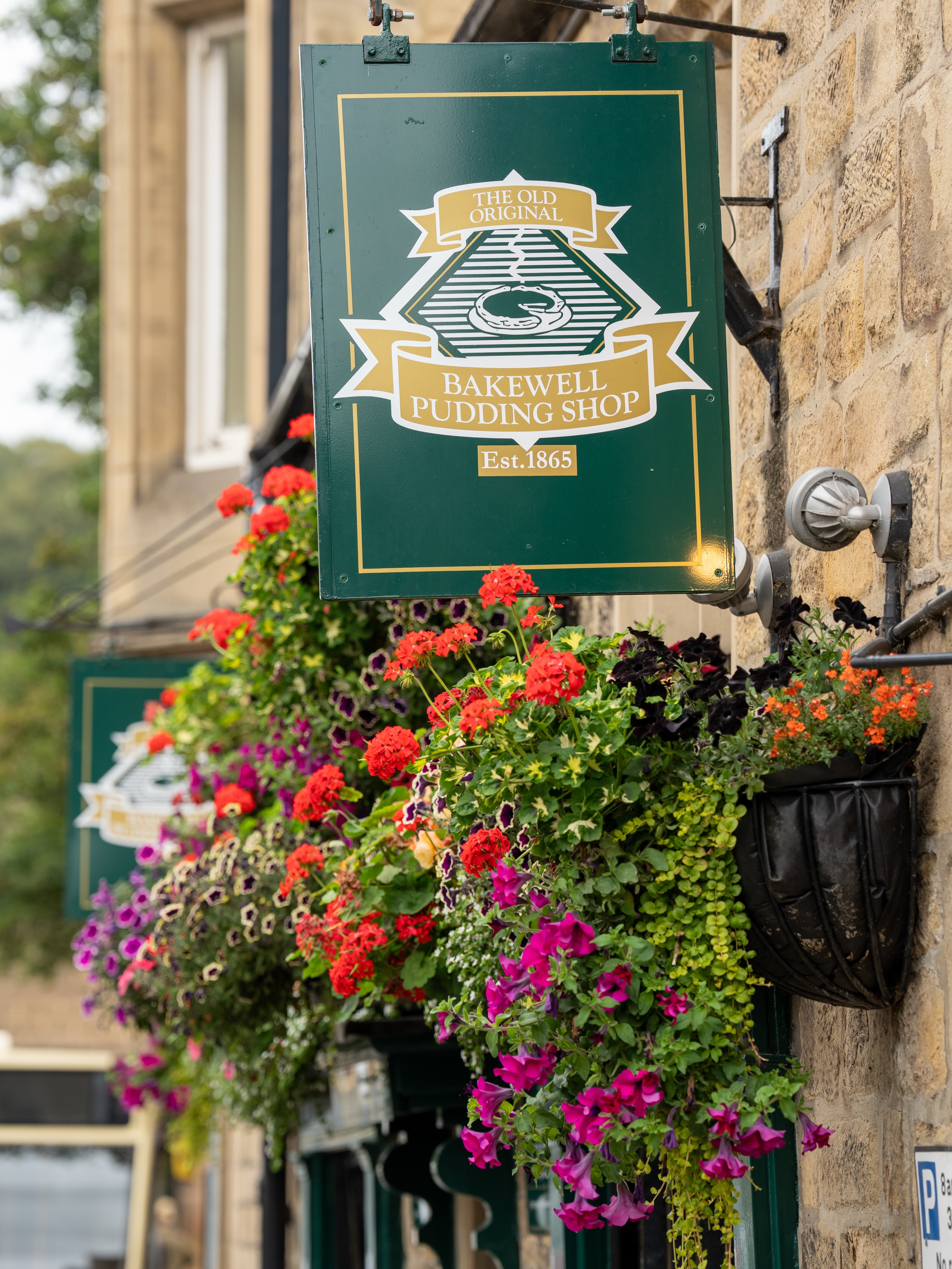 Home of the famous, Original Bakewell Pudding 🥧
Established in the 1800s, we’ve been welcoming visitors to the heart of Bakewell for generations, serving our iconic pudding made to a cherished traditional recipe💫
Whether you’re exploring the Peak District this summer 🌳or looking to treat yourself at home, there’s no better place to enjoy an authentic taste of Bakewell!
Visit us in the heart of Bakewell, or shop online using the 🔗 in our bio and have our famous pudding delivered straight to your door🍽️
#originalbakewellpudding #visitbakewell #bakewell