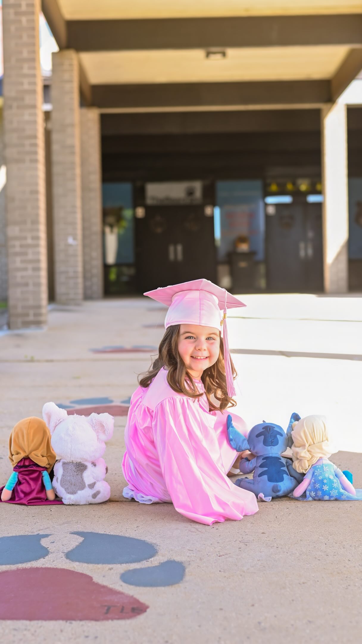 One last wave goodbye to preschool. 👋🎓
It feels like they just started, clutching their favorite stuffed animal and learning their letters. Then suddenly, they’re putting on a cap and gown and getting ready for kindergarten.
The days are long, but the years are so very short. 💛
Congratulations to this sweet Pre-K graduate! ✨