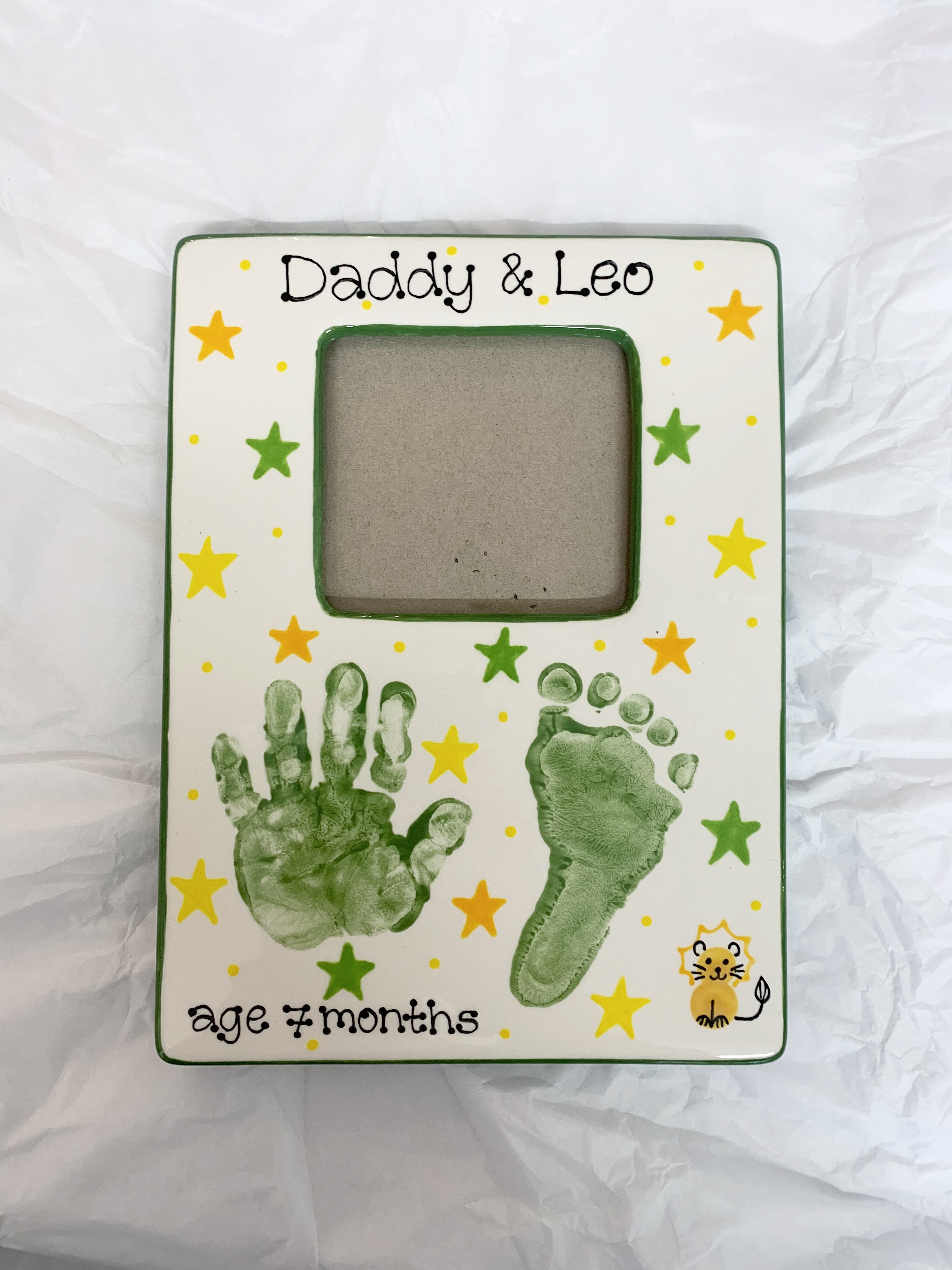 It’s not long to Father’s Day, and our artists are keeping busy!
Please keep in mind our turn around for commissioned pottery is currently 9-10 days, and we cannot guarantee orders place after Friday 12th will be ready in time for Father’s Day.
Give the shop a call to book in your spot with your child to ensure we have space to help with your prints
