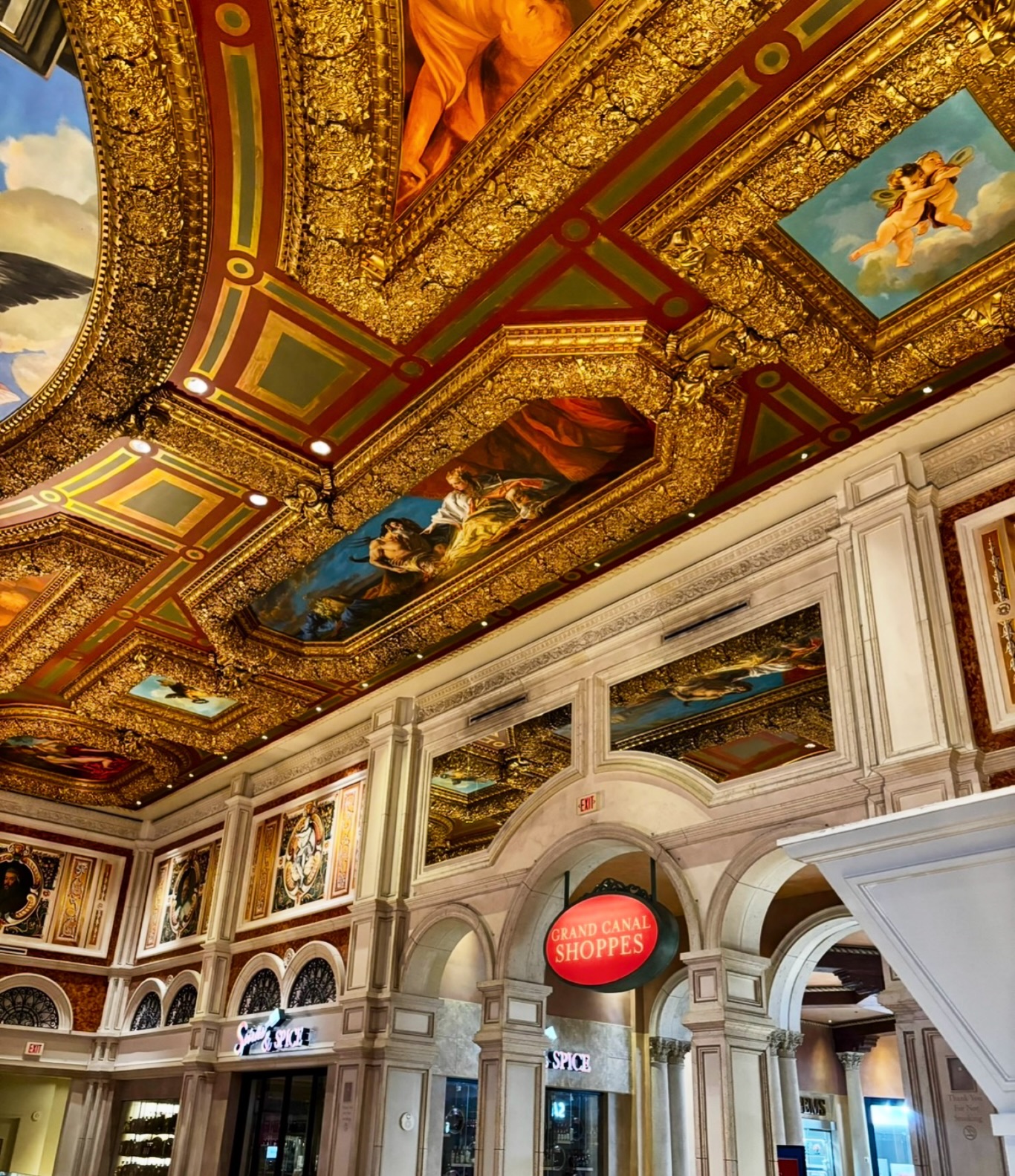 Vegas has a reputation for being over the top, but this ceiling still managed to surprise me. Every detail felt like a work of art. ✨#LasVegas #VenetianLasVegas #TravelPhotography #Wanderlust #ArchitectureLovers