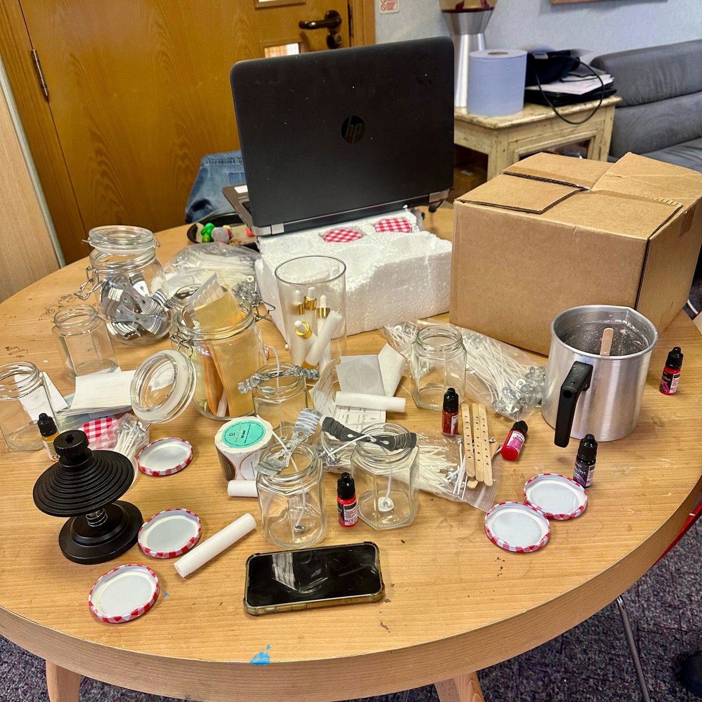 Last week, we decided to have a go at making our very own scented candles, and they were a huge success! 🕯️✨
Our service users were delighted to create beautiful candles filled with wonderful fragrances, enjoying every step of the process.
To make the day even sweeter, we also made a delicious apple and blackberry crumble, which was enjoyed by everyone. 🍎🫐🥧
It was fantastic to see so much creativity, teamwork, and smiles all around. We can’t wait for our next baking and crafting adventure!
#CreativeActivities #ScentedCandles #AppleAndBlackberryCrumble #LifeSkills
