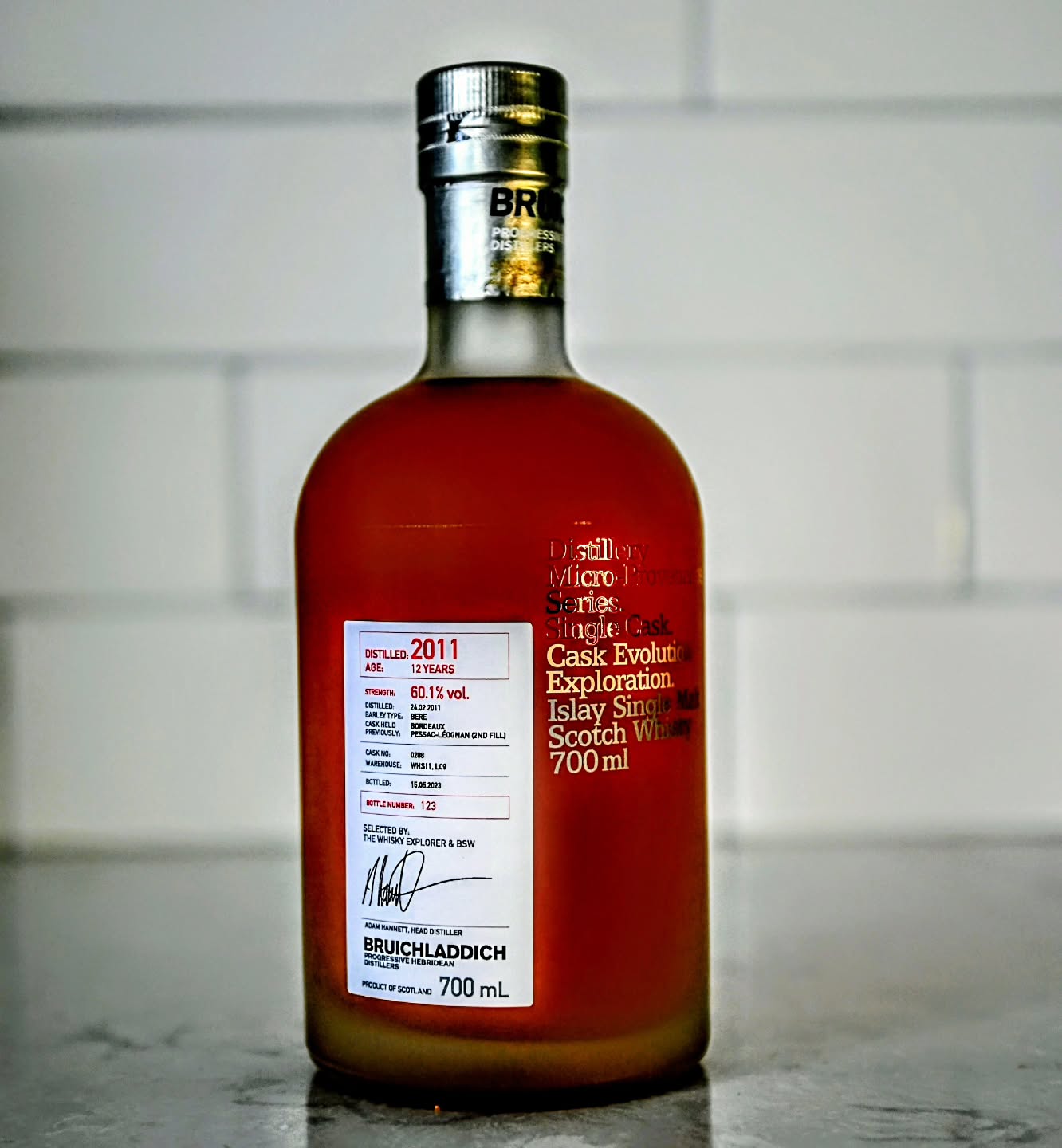 I know its been said by a few people lately that @bruichladdich has "jumped the shark" with the overwhelming number of releases especially recently, but, there are some outstanding bottles coming out and this is one of them.
A single cask pick by @thewhiskyexplorer for the @thewhiskyexplorersociety a couple years ago.
Its a 12 year old, unpeated, cask strength (60.1% abv) from a second fill Bordeaux wine cask. And it is damn delicious.
Have you had a good to great Laddie lately?
.
.
.
.
.
#whisky #bruichladdich #bordeaux #wine #delicious