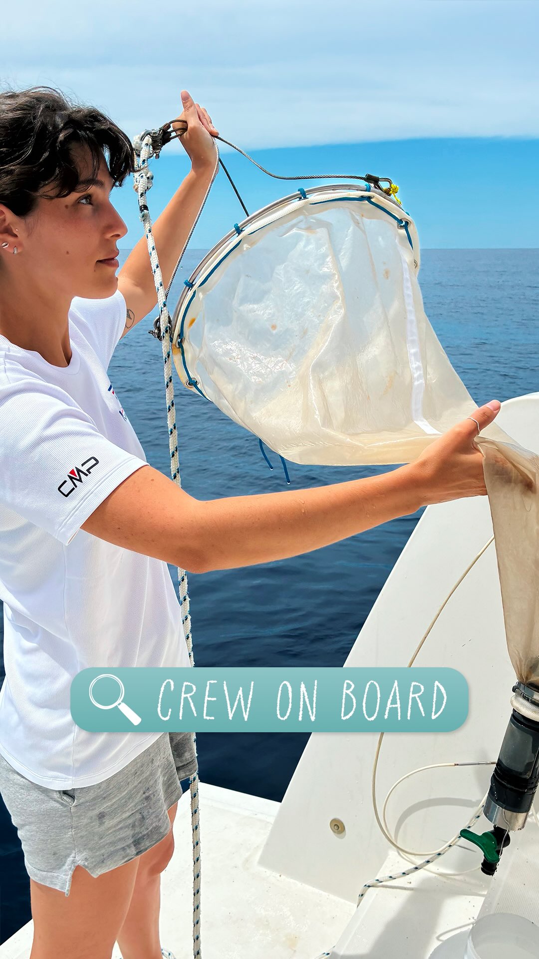 Ecco Benedetta 🤝🏻
Biologa @oneoceanfoundation a bordo per il quinto anno consecutivo! Benedetta si occupa di coordinare le attività scientifiche a bordo e si sente fortunata di aver fatto parte del progetto per tutti questi anni. ⛵️🥰
~
Meet Benedetta 🤝🏻
A biologist at @oneoceanfoundation, she’s joining us on board for the fifth consecutive year! Benedetta coordinates all scientific activities during the voyage and feels incredibly lucky to have been part of this project year after year. ⛵️🥰
A project by @cvcaprera
Scientific partner @oneoceanfound
#progettoMARE #aboutMARE #CentroVelicoCaprera
#MarineResearch #RespectTheOcean