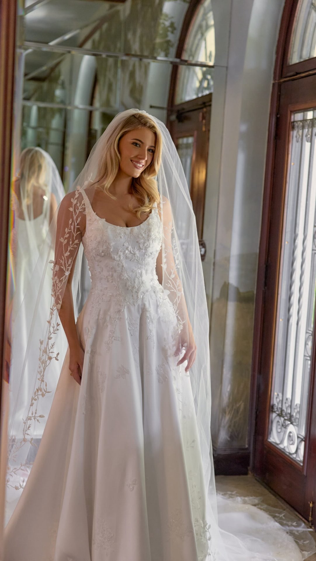 What makes you happy? 🤍
For us, it’s helping brides find the dress that makes them feel beautiful, confident, and completely themselves.
Now we want to know—what makes you happy? ✨