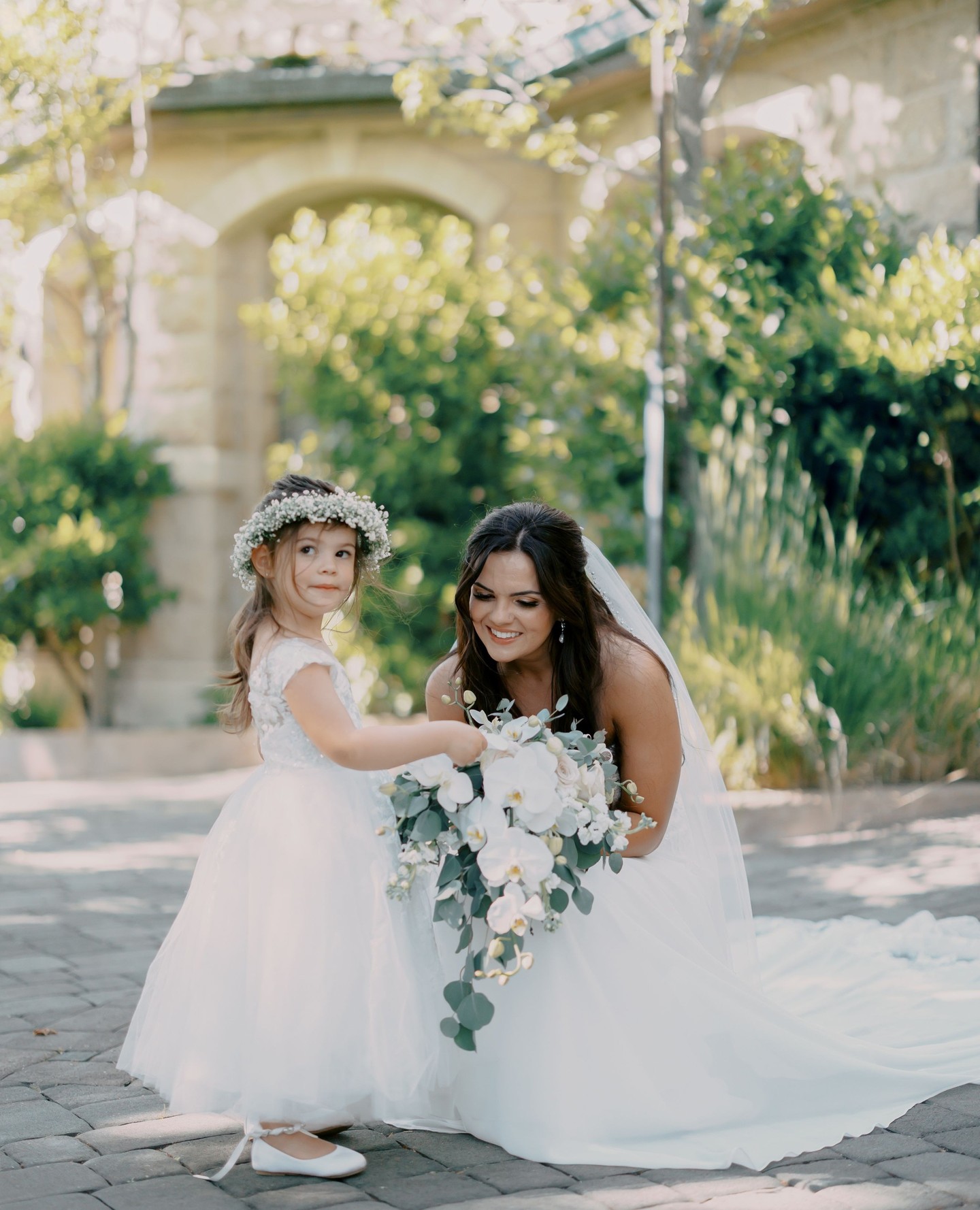 There’s something especially meaningful about wedding photos that include your little daughter. Amid all the excitement of the day, those quiet moments—holding her hand, sharing a hug, or seeing her smile beside you—capture a love story that goes beyond the wedding itself. These photos preserve not only the beginning of a marriage but also the beautiful bond between parent and child, creating memories that will be treasured for generations.
#medfordweddings #oregonphotographer #weddingphotographer #southernoregon #oregonwedding #pnwwedding #southernoregon #oregoncoast #elopeinoregon #oregonweddingphotographer #oregonweddingideas #southernoregonphotography #roguevalleyphotographers #medfordoregonweddingphotography #grantspassweddings #ashlandweddings #ashlandweddingphotographer #portlandweddingphotographer #professionalphotographermedford #ashlandweddingplanner #ashlandweddingflorist #medfordweddingplanner #grantspassweddingplanner #medfordweddingflorist #medfordweddingvenues #ashlandweddingvenues #grantspassweddingvenues