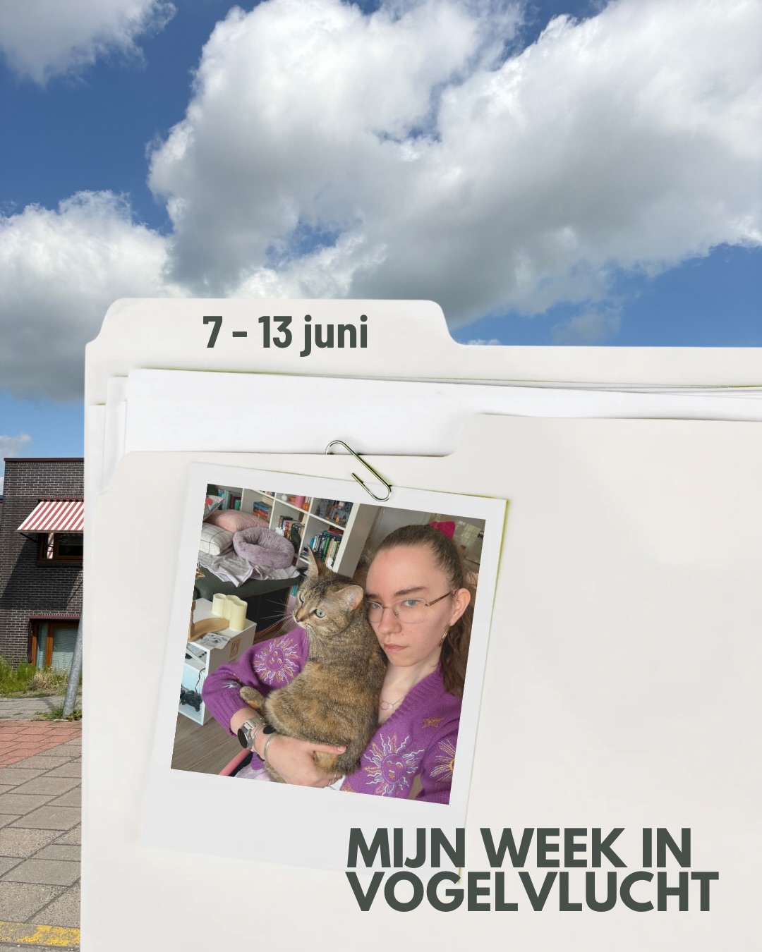 Wederom een week in opname, máár wel als het goed is de laatste want morgenmiddag ga ik met ontslag naar huis!
🩷Deze week begon met Lydia en Tim die op bezoek kwamen, wat echt super gezellig en heel erg fijn was. Echt een hoogtepuntje van deze week
🎨Deze week met activiteiten ook weer veel bezig geweest met van alles en nog wat
🐱Ook ben ik vaker thuis geweest om lekker bij de katten te zijn en gewoon even in mijn eigen plekje en omgeving te zijn. Wat de ontslagwens alleen maar meer aanwakkerde.
💻Verder was ik een ochtendje in Amersfoort voor de eerste kennismaking met de klankbordgroep voor de deskundigencommissie voor de hervormingsagenda jeugd weer. De commissie gaat een nieuw advies uitbrengen en als klankbordgroep mogen wij daar in meedenken.
🤕Mentaal gaat het met ups en downs. Het betekent dat ik zodra ik thuis ben ook nog hard moet gaan werken, maar zoals we weten herstellen doe je thuis dus echt een verrassing is dat niet.
Op naar volgende week!