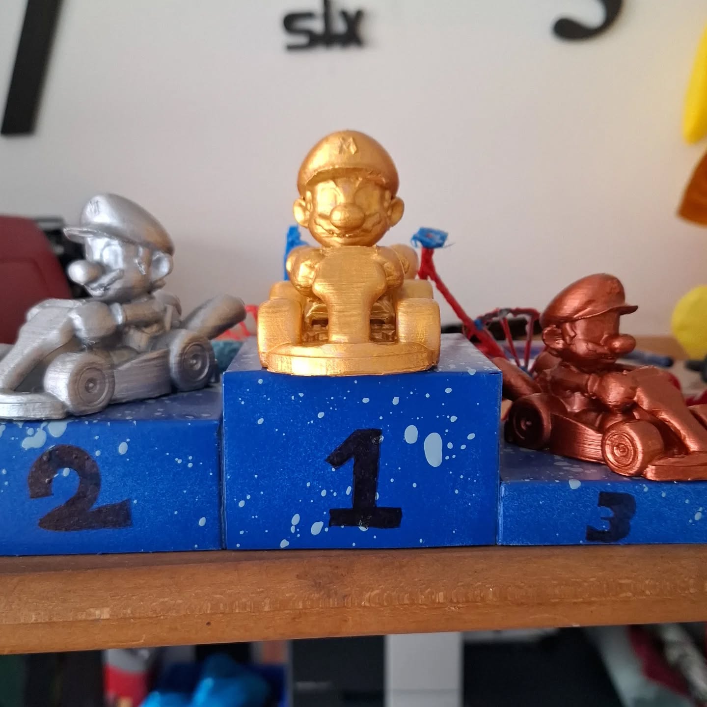 Morgen (11.06.) findet, im Kinderbereich, unser Mario Kart Turnier statt😃 Zwischen 15-17:30 Uhr könnt ihr Punkte, für das Finale, sammeln. Gespielt wird auf dem Beamer😊