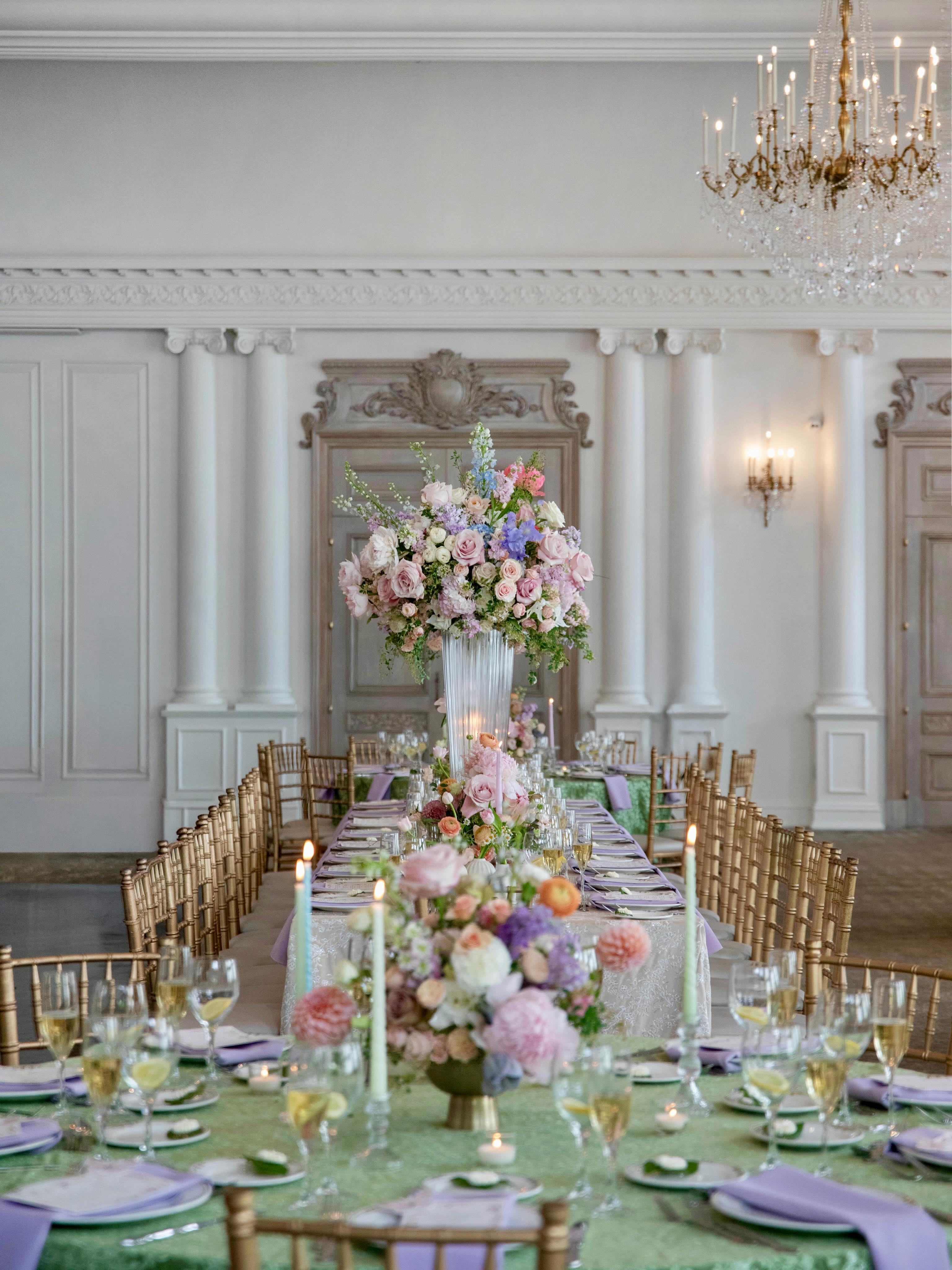 The gentlest colors always say the most.
Floraland Wedding Planning & Floral Design
Florist: Bruce | Planner & Photos: Neo
#weddingflorals #weddinginspo #nycwedding #summerwedding #floralandweddings