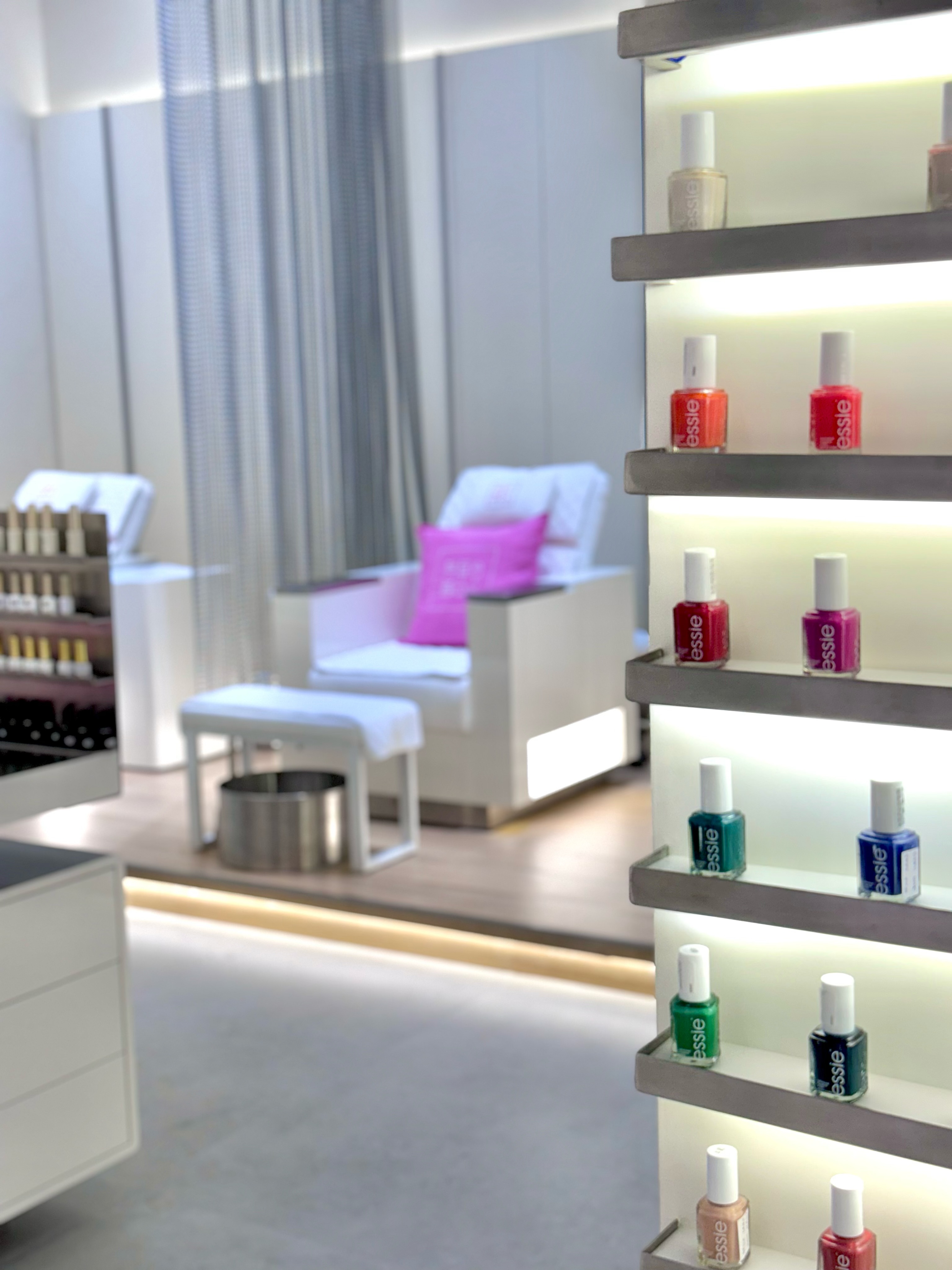 All your beauty needs, one place 💖✨
#BeautyBoxQatar #DohaSalon #QatarBeauty #SelfCareDoha #GlowUpQatar