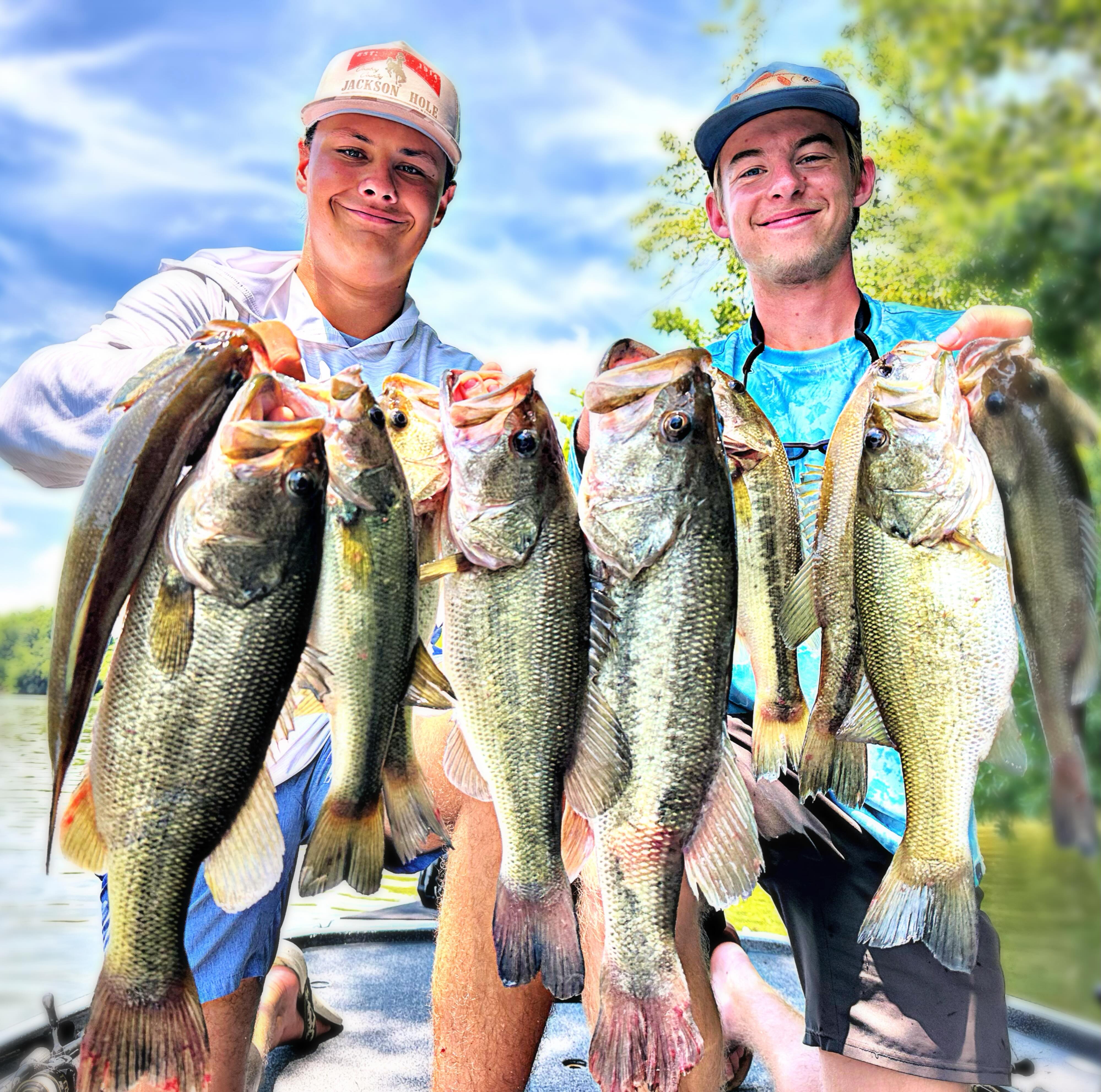 The stripers were acting a little stingy this morning, although @evan_mcguire17 was able to catch his first. It wasn’t long after that I realized Even and his friend @garrettmatthews115 weren’t playing around and went to work on the largemouth. It was cool to watch these young men catch fish the rest of the day, enjoyed it guys! #bass #largemouthbassfishing #river #topwater #goodday