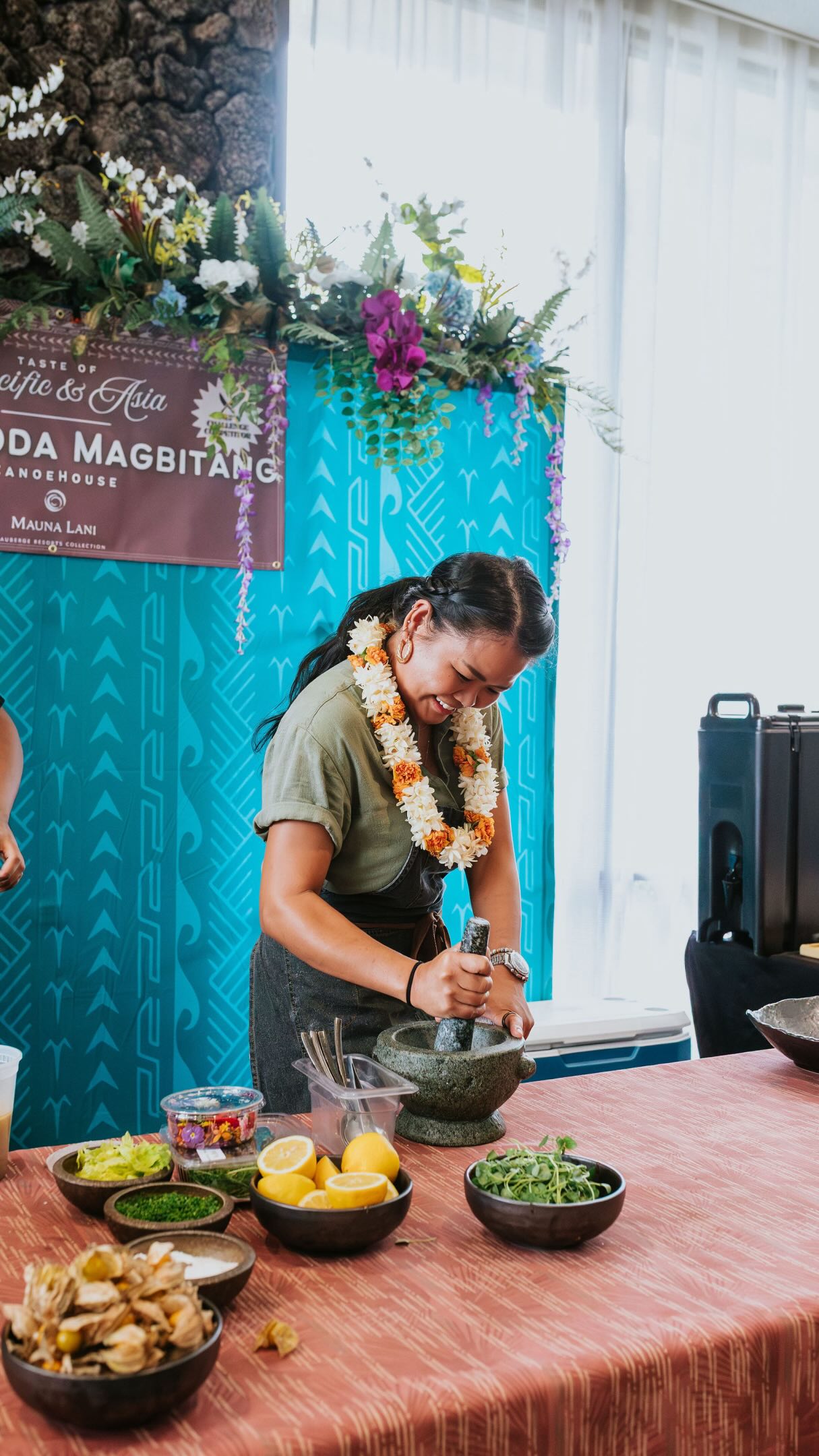 A huge congratulations to Chef Rhoda Magbitang of Canoe House on being crowned the winner of Top Chef Season 23! 🎉👏
We are incredibly proud of the way you represented Hawaiʻi throughout the competition! Your talent, passion, and dedication inspired so many, and watching you share a piece of our home with the world has been an honor.
Congratulations on this well-deserved achievement, Chef Rhoda! 🌺❤️
#TopChef #ChefRhodaMagbitang
