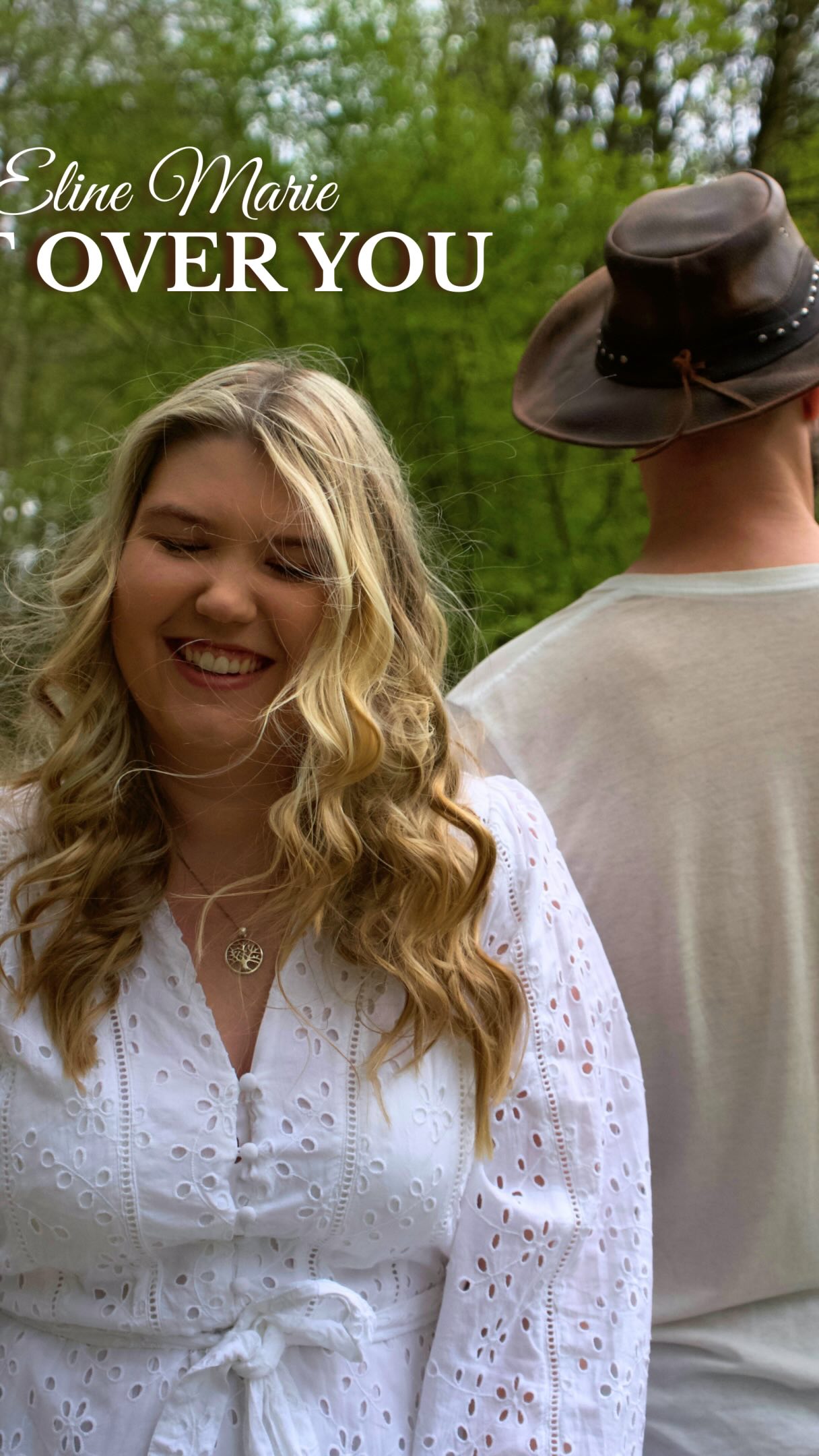 Wrote this last spring and NOW I can finally share it with you😍🥰 stream wherever you listen to music💕
#getoveryou #elinemarie #newsingle #countrypop #independentartist