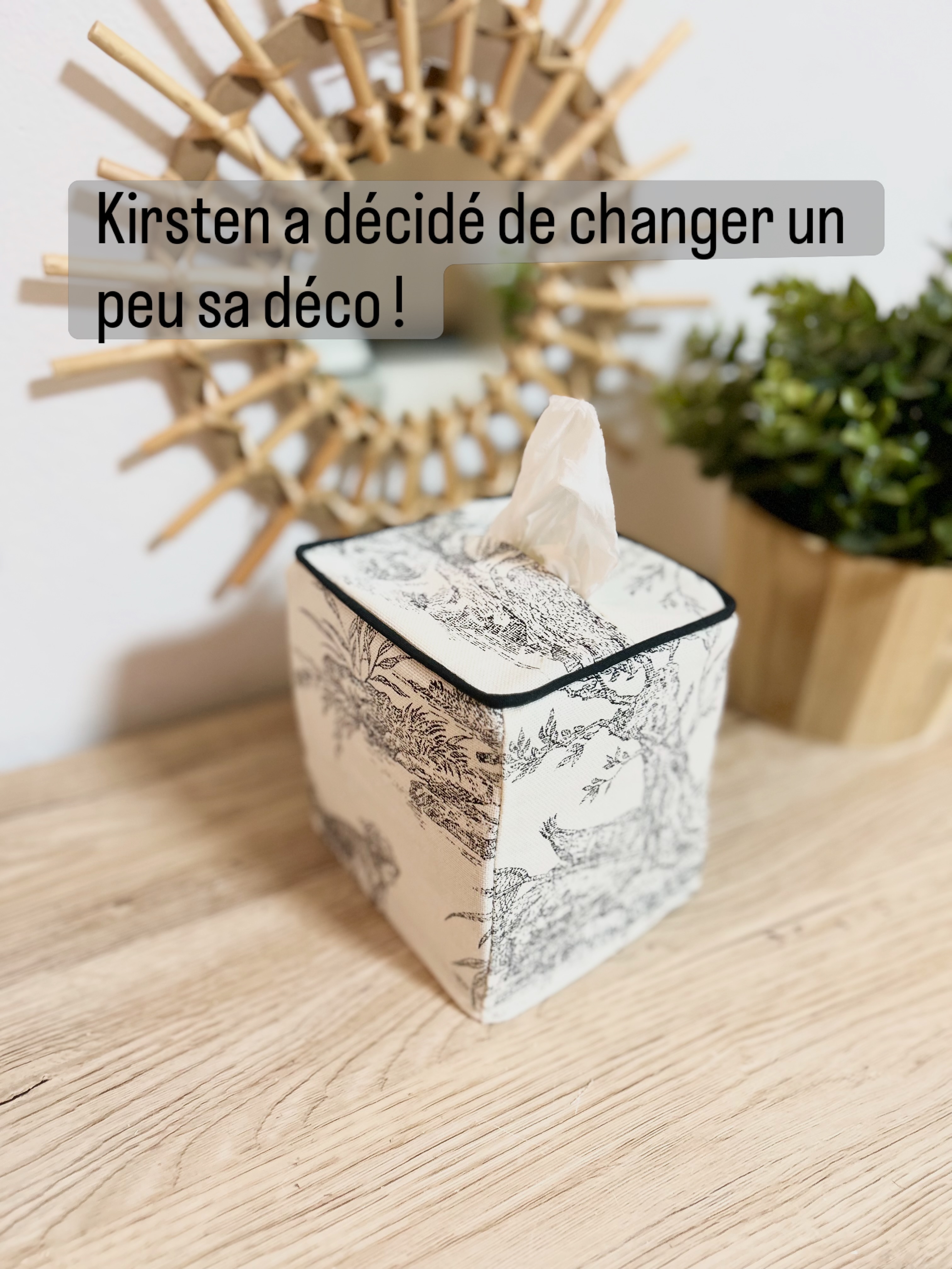 Si vous n’aimez pas l’esthétique des boîtes à mouchoirs en carton : J’ai la solution !…
Venez voir mes étuis de boîte à mouchoirs en toile de Jouy fait sur-mesure !
👉 lien dans ma bio @sylvie_creations_toile_de_jouy
.
.
.
#toiledejouy #decorationdinterieur #couturefrançaise #mouchoir #provencealpescôtedazur
