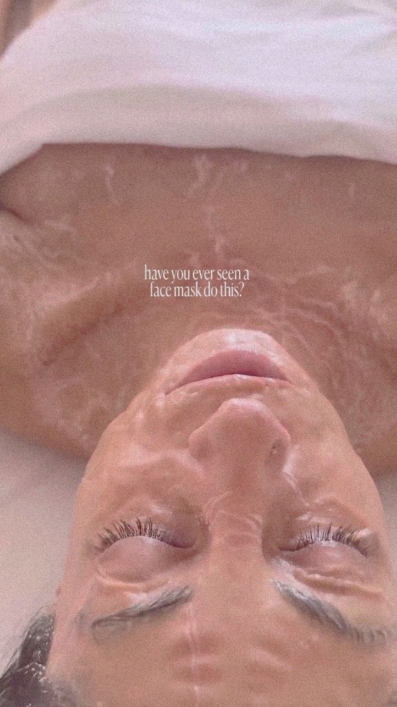 ✨ Ever seen a mask like this?
The tightening and banding effect you see is one of the hallmarks of the DMK Enzyme Masque. As it sets, the masque works with the skin to support circulation, oxygenation, and lymphatic activity—helping encourage healthy skin function from the inside out.
Clients often notice:
💧 Reduced puffiness and fluid retention
✨ Brighter, more radiant skin
🌿 Less congestion and sluggishness
❤️ Improved circulation and microcirculation
🌱 Support for healthy collagen production
💫 Firmer, tighter-looking skin
The DMK Enzyme Therapy treatment has become one of our favorite tools for skin revision because it isn't just focused on the surface—it works to support healthier skin from within.