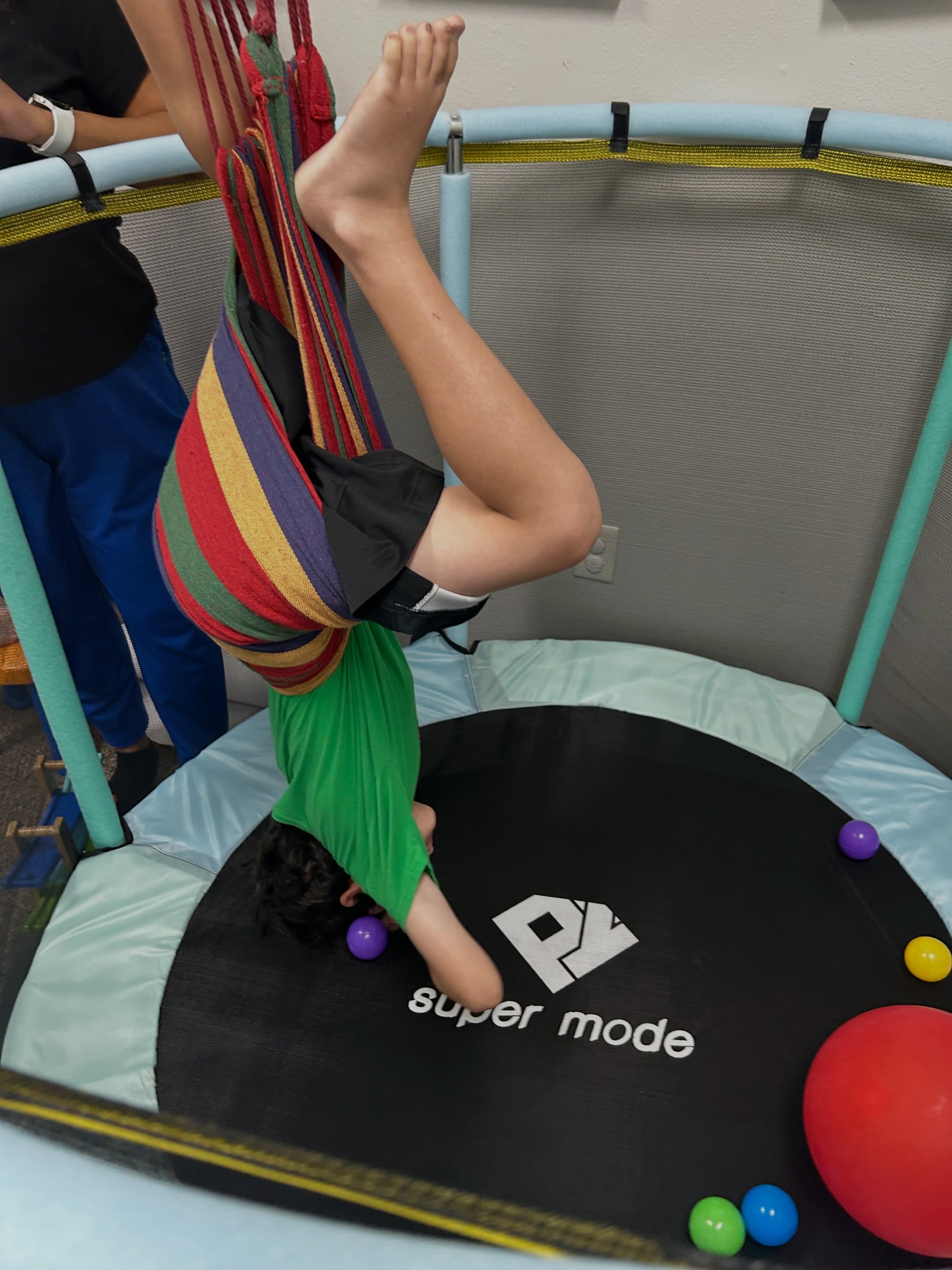 A different perspective can change everything. 🙃
Finding opportunities to engage and learn wherever we go. 🤸♀️✨