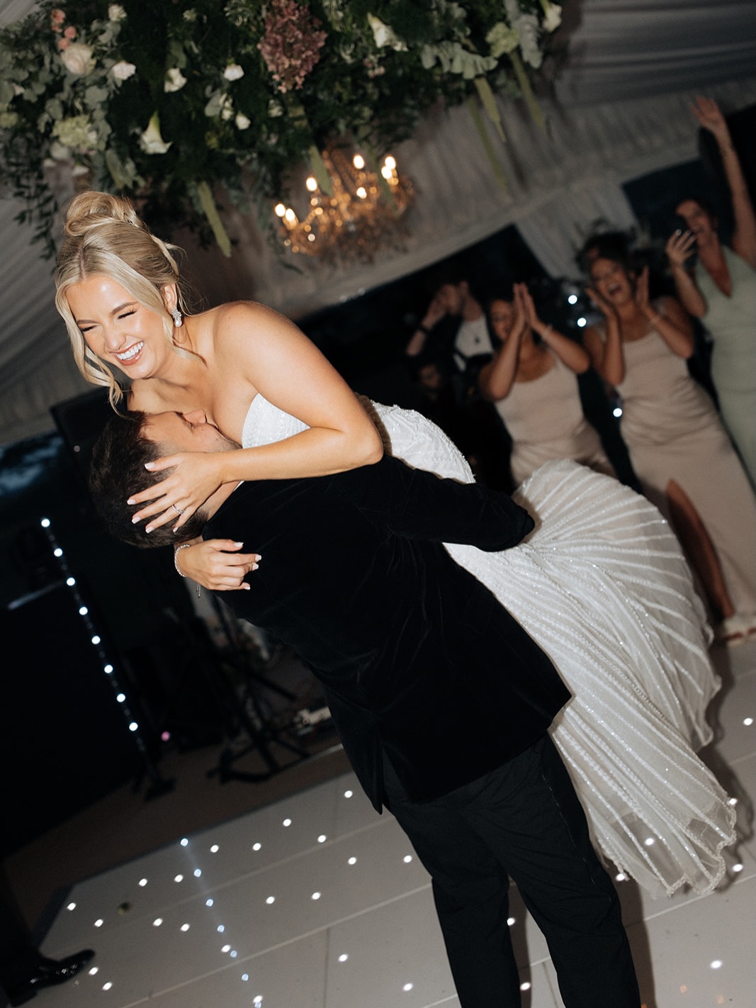 That just married feeling 🥰✨🥂
… brought to life with florals designed for your love story!
I just love composing flowers that work for your wedding, creating impactful moments and memories that last a lifetime! 🥰
Photography @wyldbeephotography
Venue @garthmylhall
Dress @willowinwhite
Bridesmaid dresses @clubllondon
MUA @jessdaymakeup
Hair @hairbyalexjade
Glassware @paintedbylowri
Food @wildgarliceventcatering
@georgialouisethomas
#2027weddingl #modernbride #bridetobe #shropshirewedding garthmylhall