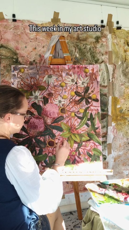 This week in my art studio!
There is no Sunday Still Life release from me today - I just couldn't make it work this week. Instead, I worked on a commission of tangled florals, got stuck into some new big paintings and taped a branch of gum leaves to my wall for inspiration
