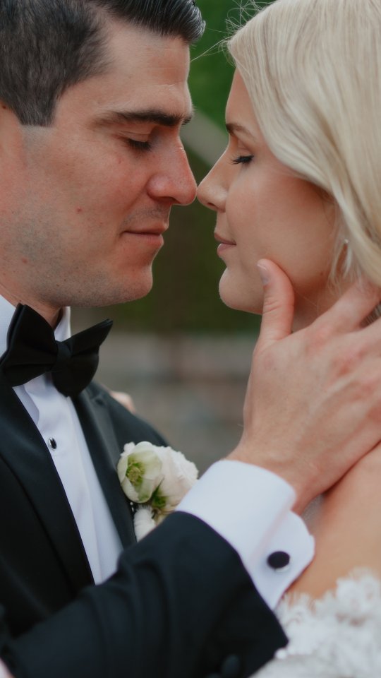An epic celebration above the Amalfi Coast ✨
From the timeless beauty of Villa Cimbrone to a night of unforgettable energy, every moment felt straight out of a movie.
Iconic views, designer details, endless prosecco, and a dance floor that never slowed down.
This is what destination wedding dreams are made of.
_______
Wedding Planning: @lovestoryeventsitaly
Photography: @annaroussos @thanosasfis
Videography: @gioderosavideographer
Makeup & Hair: @alessandromancinostudios
Flower Design: @malafrontefiori
Venue: @villacimbrone
Dress: @pallascouture @jaxonjamescouturebridal
See more works⬇️
https://www.gioderosavideographer.com/
.
.
#weddingfilm #wedding #weddingvideo2026 #weddingbride2027 #wedding2027