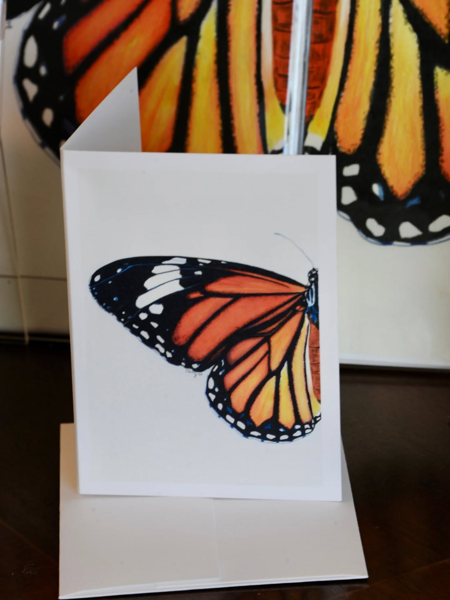 The monarch buttery print and stationery collection is available online on my website. The prints are available in 3 different sizes in each wing. Each print is locally and professionally printed on the finest paper to ensure the quality of each piece. Collecting prints is a great way to start your fine art collection or give as gifts. The vibrant colors pop off the page! The note cards have the left wing printed on the outside and the right wing printed on the inside as a special touch.
Use the link in my bio to shop now and receive a 10% off discount code when you subscribe to my newsletter!