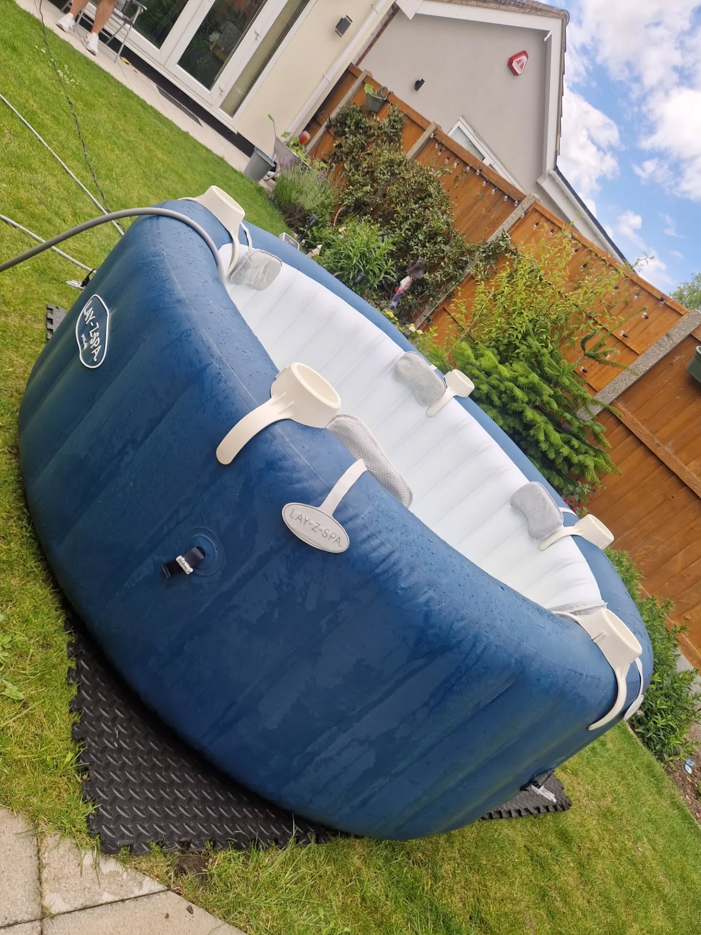 Turn your garden into the ultimate relaxation zone with BubblesLDN! 🫧
Whether it's a weekend treat, birthday celebration, family gathering or simply some well-earned downtime, our premium hot tubs arrive ready for you to enjoy.
✅ Delivered & professionally installed
✅ Heated up to 40°C
✅ Powerful massage jets & bubbles
✅ Flexible hire periods available
✅ Perfect for couples, families & parties
📍 Serving London & surrounding areas
🌐 BubblesLDN
📅 Limited availability remaining for upcoming weekends.
📩 Message us today for a quote and availability.
#BubblesLDN #HotTubHire #LuxuryAtHome #GardenSpa