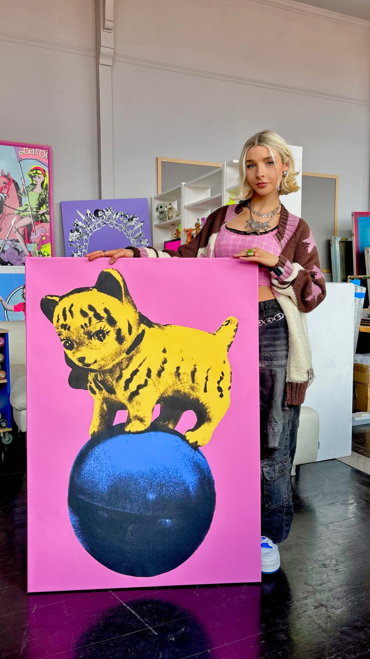 This cat has absolutely no qualifications to be up there. 🐈 🔵⚠️🫨
No training.
No safety equipment.
No risk assessment.
...Just vibes!
If you like these vibes, our original canvas artwork ‘Cat on a Ball’ is now available as a limited edition print for one week only.
⏰ Available until 17th June via camerontwins.shop or link in bio!
📦🌍Worldwide shipping available!
#popart #catart #printdrop #canvasreveal #artworkreveal