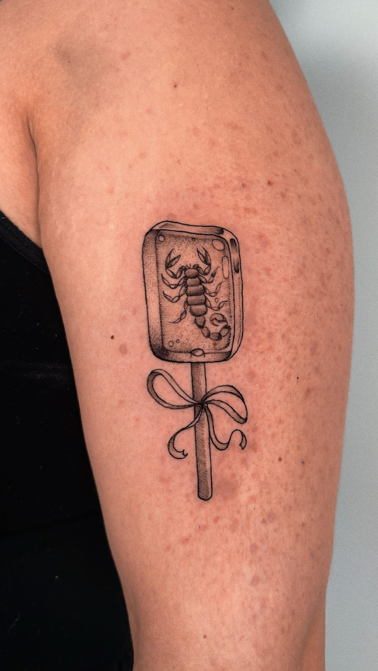 Scorpion lollipop from @kamryntattoos flash 🦂😍
⚠️NOW BOOKING⚠️
For appointments and more info, link in bio.
PROSPECT INK
PREMIUM TATTOO STUDIO
Modern concept & ocean views.
1224 Prospect St, Suite 150, La Jolla
.
.
.
.
.
.
.
.
.
.
#finelinetattoos #sandiegotattooshop #prospectink#InkedUp #blackandgreytattoo