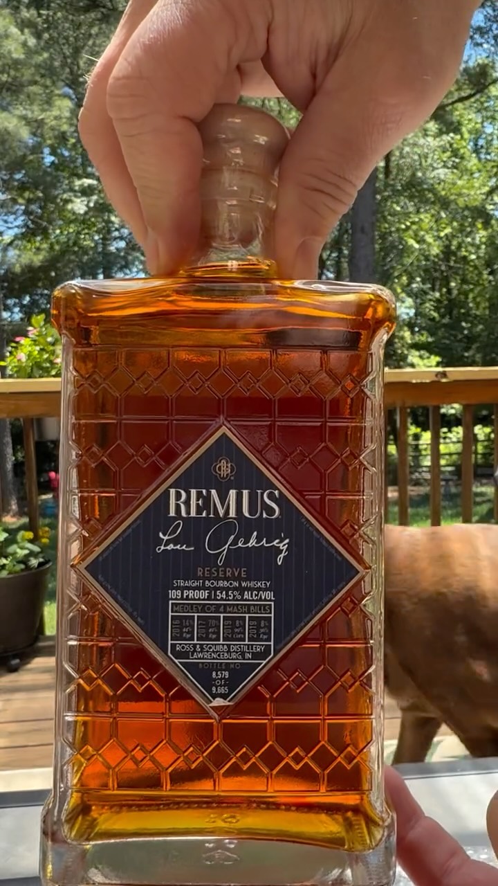 Making it a whiskey Wednesday! Remus never disappoints and this Remus Lou Gehrig Reserve is absolutely delicious! Can’t wait to share a pour with Master Distiller Ian Stirsman this week for a new episode of The Bourbon Showdown! #bourbon #whiskeywednesday #whiskeygram #remus #whiskey