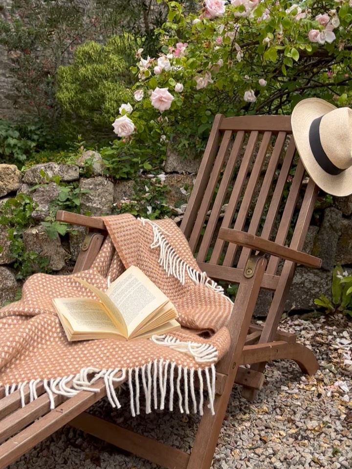 📚📚LAST MINUTE AVAILABILITY📚📚
Fellow bookworms, how would you like to join me for a reading retreat at my place in Cornwall later this month? Due to a change of plans two of my guests are no longer able to attend the June Reading Party which will be taking place from the 25th to 29th.
The package includes four nights accommodation and all meals. There will be lots of time to read as well as opportunities to explore the local area. We're just a couple of miles from glorious Prussia Cove while Marazion, Penzance and St Ives are all within easy reach.
Two of the rooms in The Old Granary are now available and I'm offering a last-minute discount - £700 for the twin and £500 for the bunk. You'll find more information on the website or feel free to message me for more info.
I absolutely love hosting The Reading Party. It's always a wonderful weekend filled with fun, great food and intelligent conversation. I'd love to fill these spaces so get in touch if you're interested and please, please do spread the word.
#readingretreat #thereadingparty #cornwallretreat #booksbooks #readersofinstagram