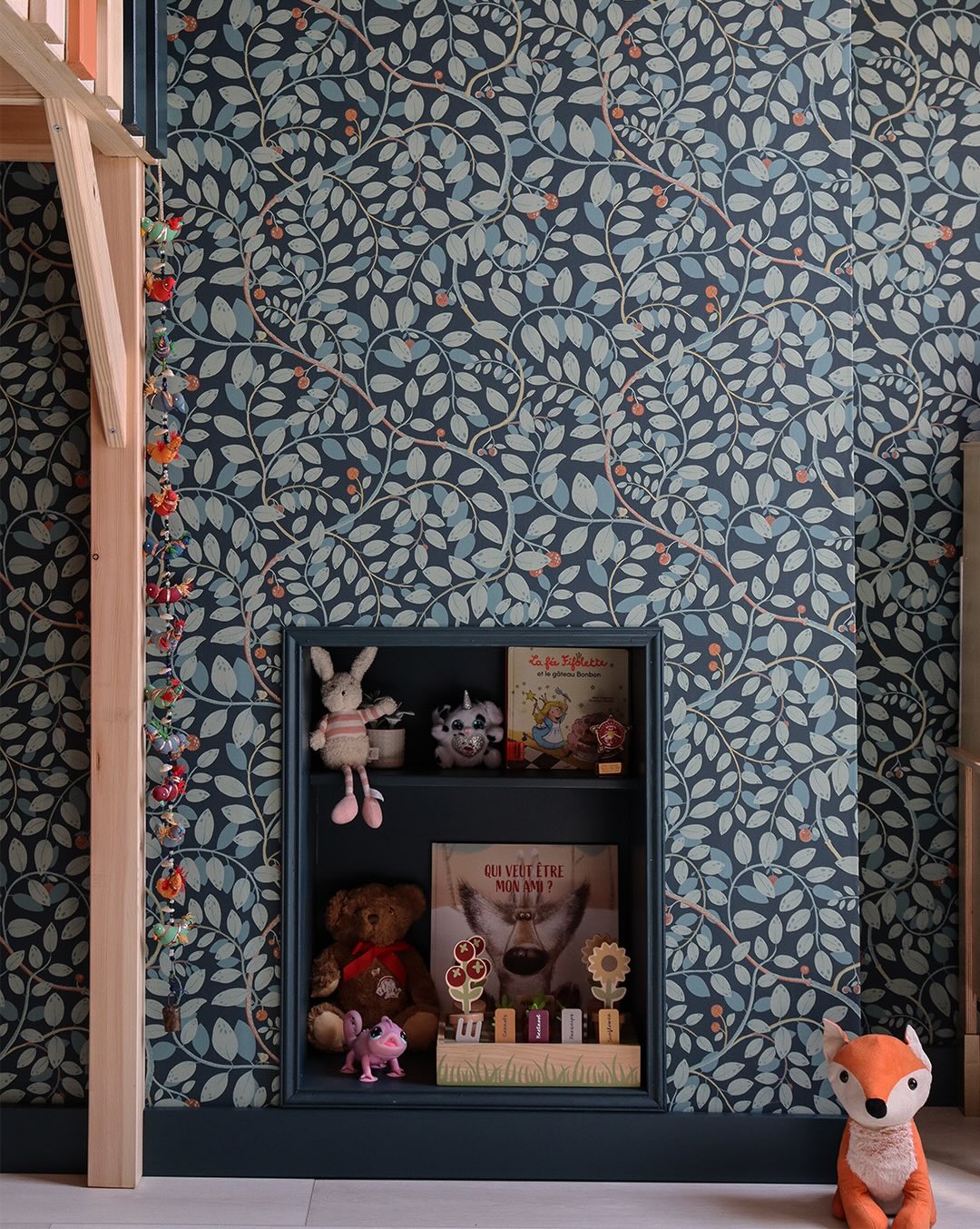 Wallpapers, wall coverings and murals! A selection of some of my favourite installations.
#wallpaper #wallcoverings #interior #interiordesign #interiordesigner