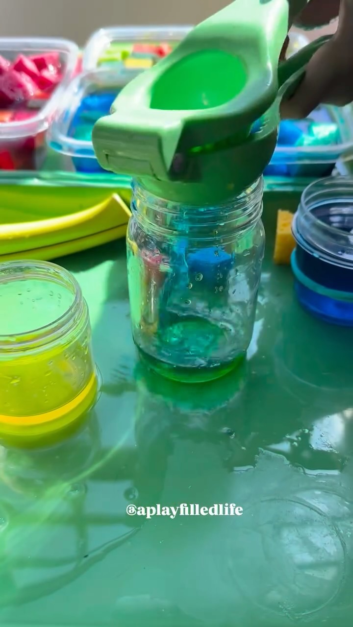 Comment YAY for links!
This one doubles as amazing fine motor work AND color mixing- look at those hands go!
What happens when you mix red and yellow? Yellow and blue? Red and blue?!
Follow along for a simple play idea every day!
You get to decide what is safe and manageable in your home. Always monitor young children in or around water.