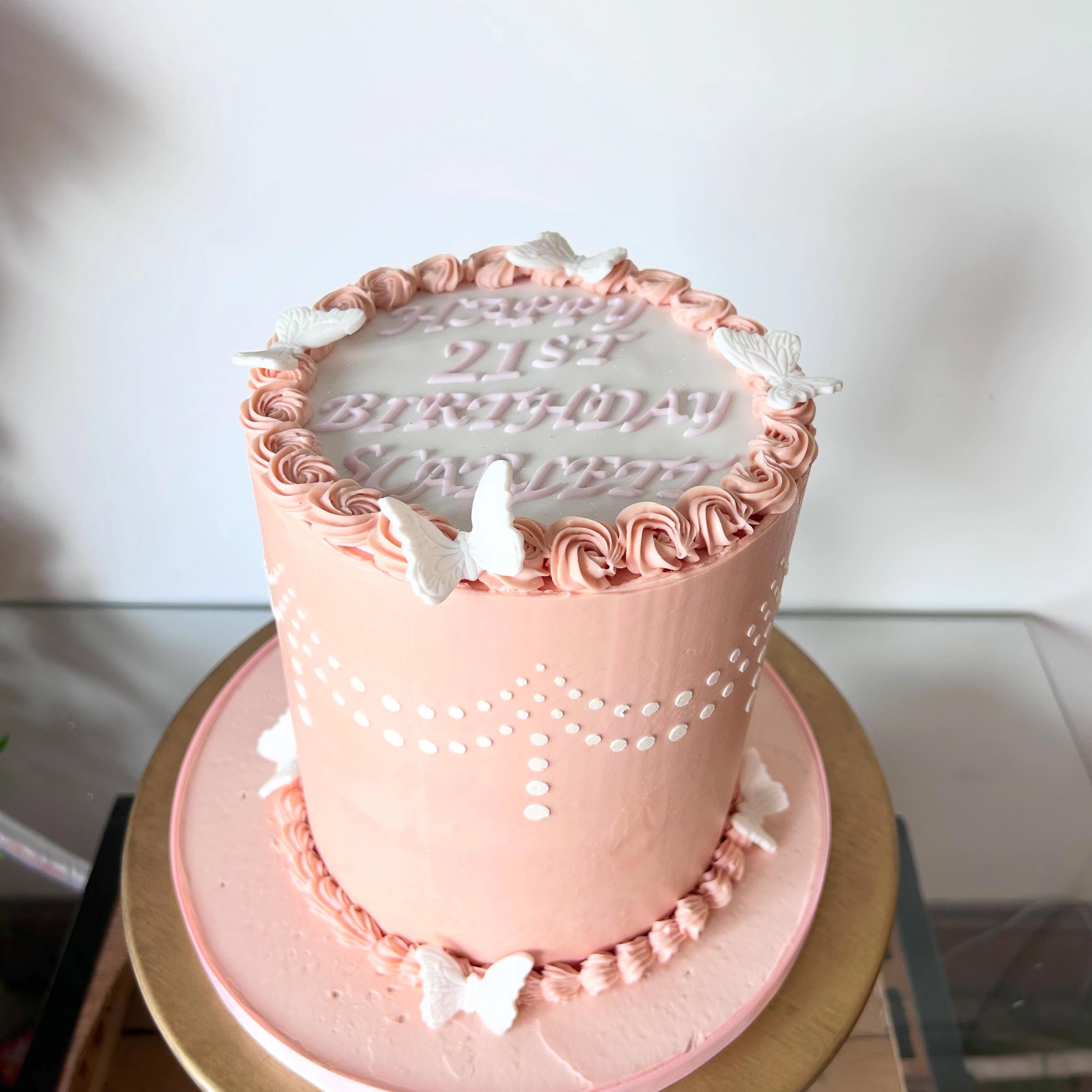 Pretty in pink and made to celebrate
A stunning 21st birthday buttercream cake featuring delicate rosettes, pearl details, and beautiful butterflies. Simple, elegant, and delicious
✨ Custom cakes made with love.
#ButterflyCake #21stBirthdayCake #PinkCake #CustomCakes #CakeDesign