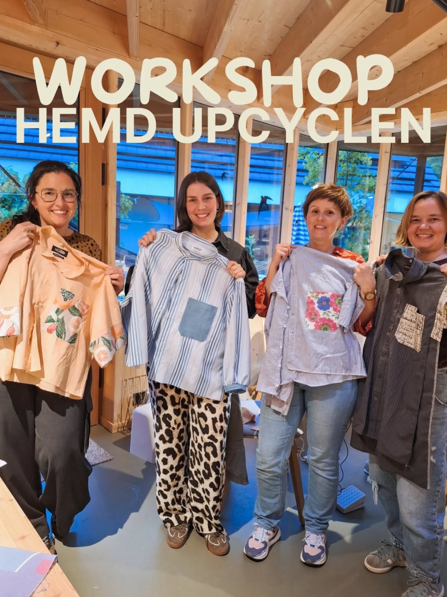 Workshop hemd upcyclen ✂️🪡
Ik had het geluk om gisteren deze 4 heerlijke vrouwen te mogen verwelkomen voor de allereerste workshop hemd upcyclen 🧡
We lieten ons creatieve brein helemaal gaan om van iets ouds iets nieuws te maken. Tussen wat (tweedehands) stofresten de perfecte match met een tweedehands mannenhemd vinden? Check! ✅
"Mona, nu zie ik in alles nog potentieel!", was de leukste reactie die ik kreeg. Want het is exact die microbe die ik probeer over te brengen 🥰 . Het eerste hemd was nog niet eens helemaal af, maar plannen voor een volgende werden al gesmeed!
Voor mij absoluut een geslaagde avond die naar meer smaakt. Houd het hier in de gaten want ik wil deze in het najaar zeker opnieuw nog eens laten plaatsvinden 🗓️.
Wil je liever op een vrij moment komen naaien, of je project hier afwerken (en ja ik wil daar zeker ook mijn creatief oog op werpen), dan is er ook de mogelijkheid om hiervoor langs te komen in de studio. Check de data op www.moetie.be ✌🏼(telkens max 5 plekjes om het comfortabel te houden)
Bedankt om te komen!! Means the 🌍💙🫶🏼
Liefs,
Mona
#upcyclingworkshop ♻️