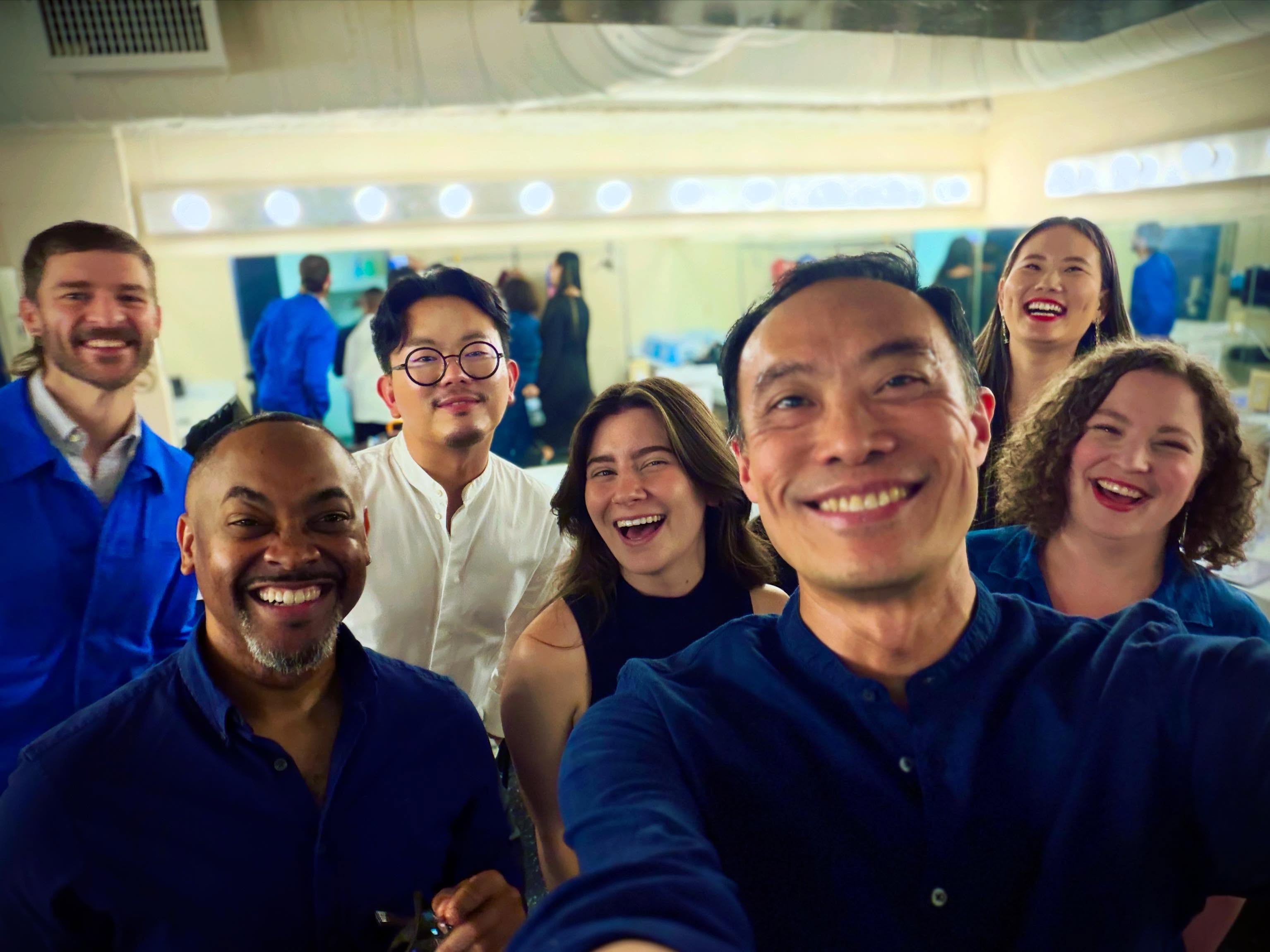 I couldn’t have asked for a more supportive group of people to spend the last few days with! (These photos are missing our amazing maestro Clinton and pianist extraordinaire Elena, not to mention composer and librettist @dinapruzhansky and @ahaiting ).
Next up - performing excerpts from Rosenbaum and Li with @xiaohan.chen_mezzo.soprano at the New Works Festival showcase on Saturday night! But first, a DAY OFF.
(Photo credits to @davidcharlestay and @maestrocheah !)
#AtlantaOpera #Workshop #RosenbaumAndLi