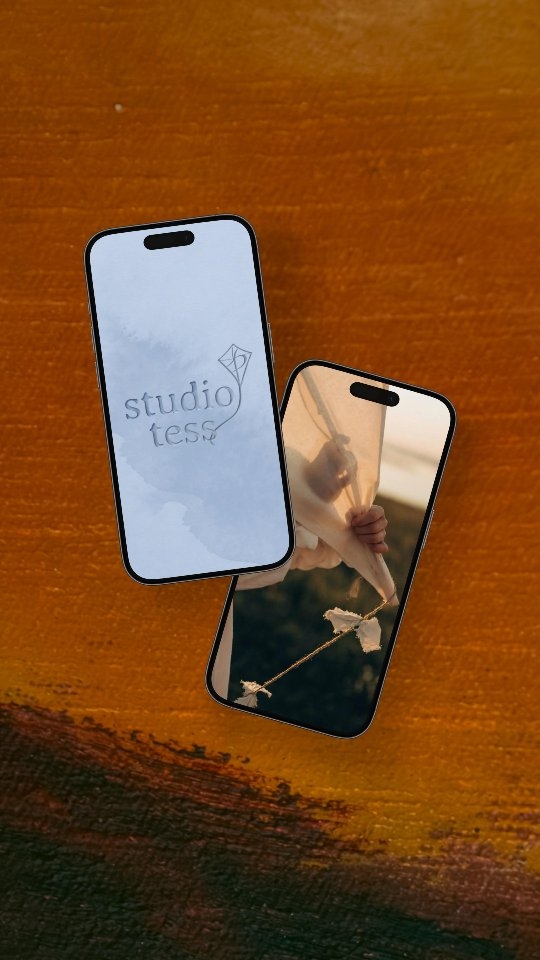 Een nieuw hoofdstuk voor @studio_tess.nl Ontdek het op 24 juni ✨
#branding #branddesign #merkidentiteit #kindercoach #hspcoaching