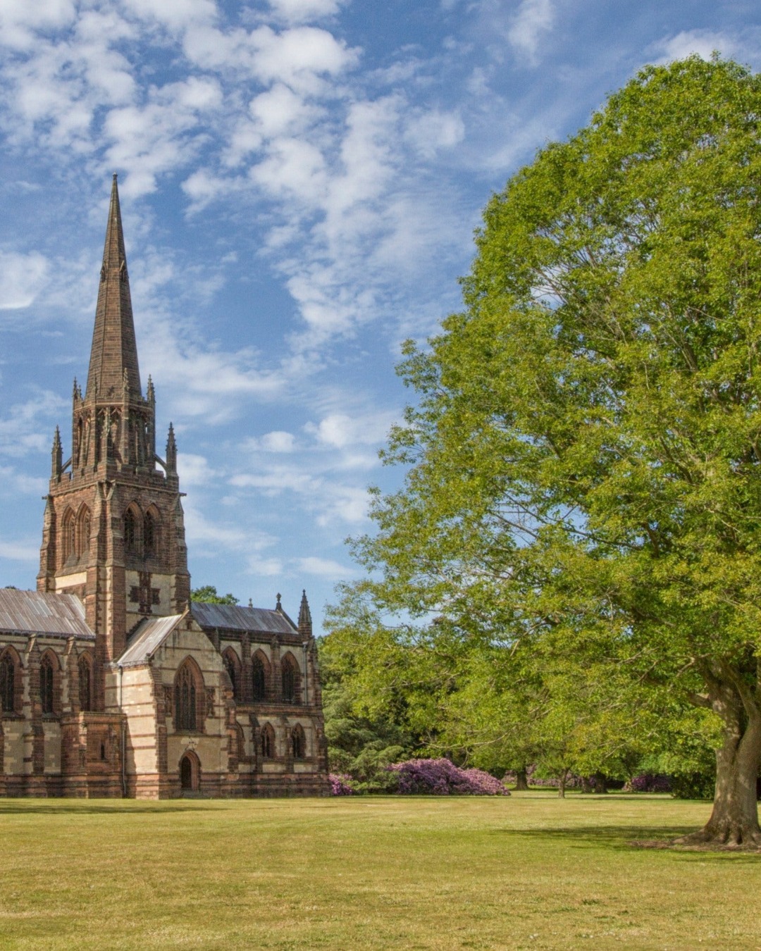 ☀️ Make the most of summer in Nottinghamshire 🌿
With longer days and plenty to see and do, summer is a wonderful time to explore everything Nottinghamshire has to offer. From woodland walks in Sherwood Forest to relaxing afternoons at Clumber Park, there’s no shortage of ways to enjoy the great outdoors.
Whether you’re discovering local attractions, enjoying a leisurely lunch in a village pub, or simply taking time to unwind in the countryside, summer is all about slowing down and making memories.
Have you planned your Nottinghamshire escape yet?
#VillageHolidays #SummerInNottinghamshire #ExploreNottinghamshire #CountrysideEscape #ThingsToDoNotts #UKStaycation #SherwoodForest #FamilyDaysOut #SummerAdventures