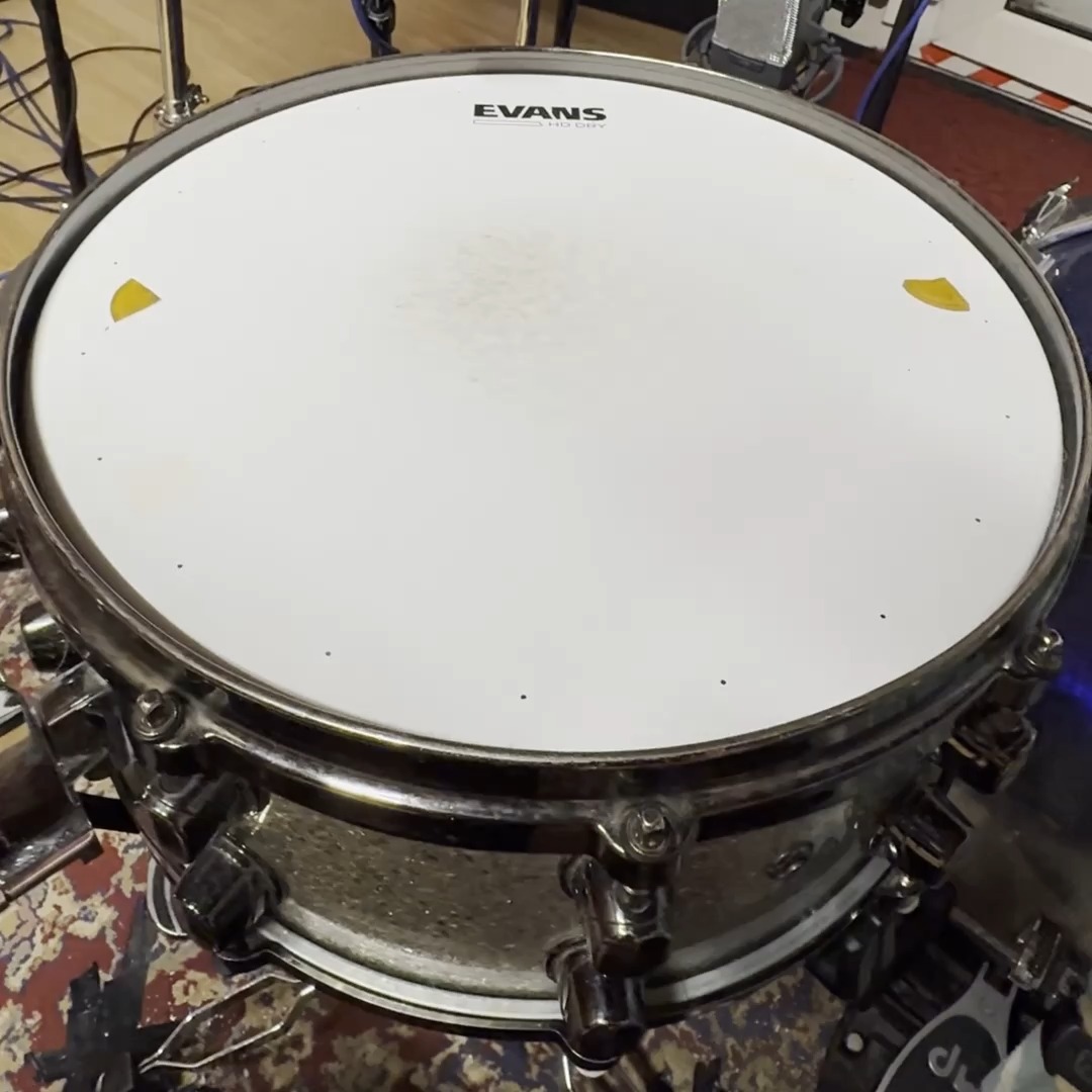 @corillianband drums done. 6 songs, 6 snare sounds. Which is your favourite?
1. Mapex Black Panther Maple
2. Premier 2000 Aluminium
3. Mapex Black Panther Maple
4. Premier 2000 Aluminium
5. Mapex Black Panther Maple
6. Mapex Black Panther Predator Copper
#drums #recordingstudio #drumrecording #musicproducer