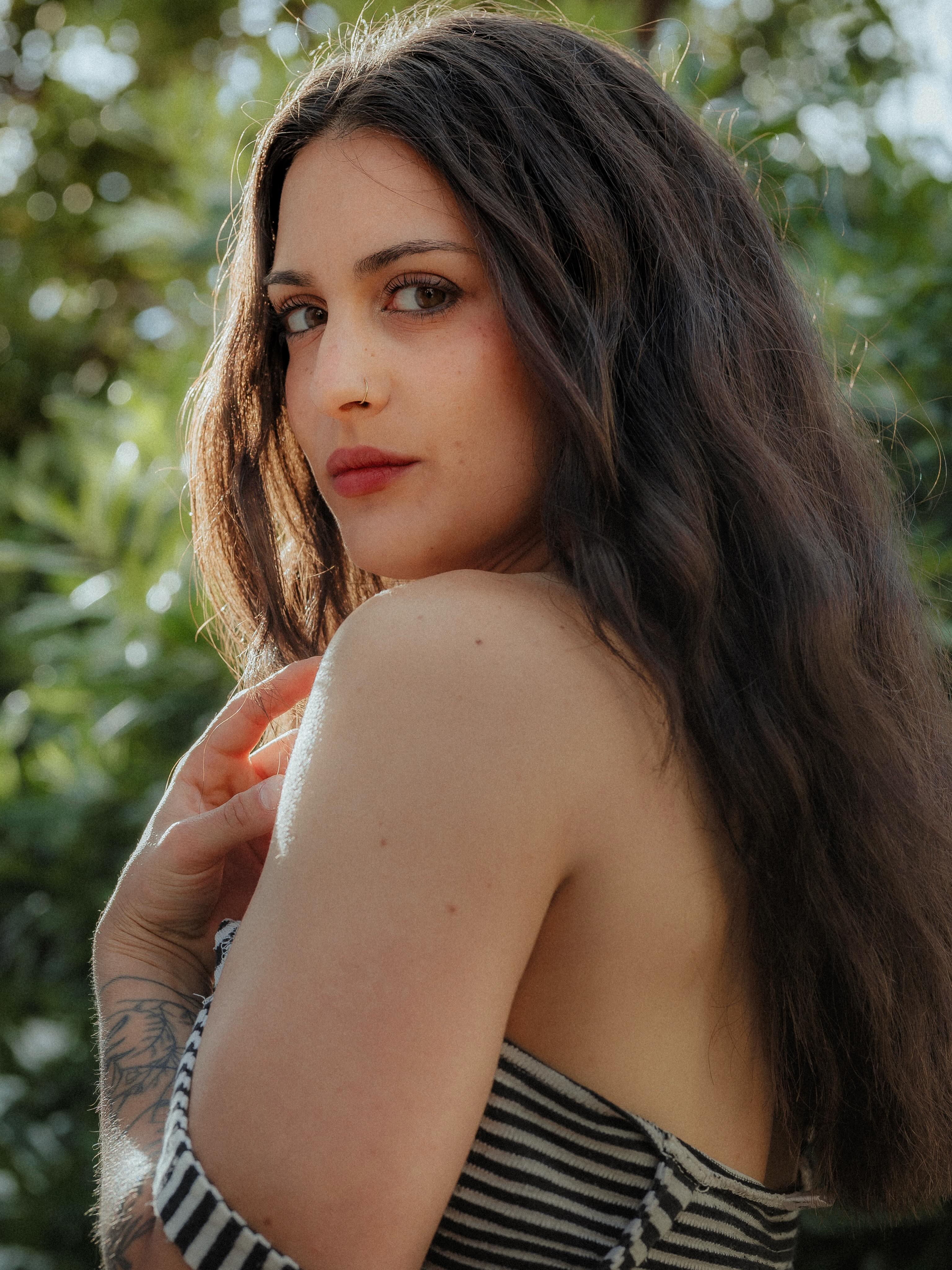 Shooting time ☀️
.
.
𝗔𝗚𝗘𝗡𝗖𝗘 #𝗖𝗖2
ᴅɪɢɪᴛᴀʟ / ᴅᴇꜱɪɢɴ
.
🧚♀️ @tumbaalo
.
#chill #mediterranean #shootingoftheday #girlpower