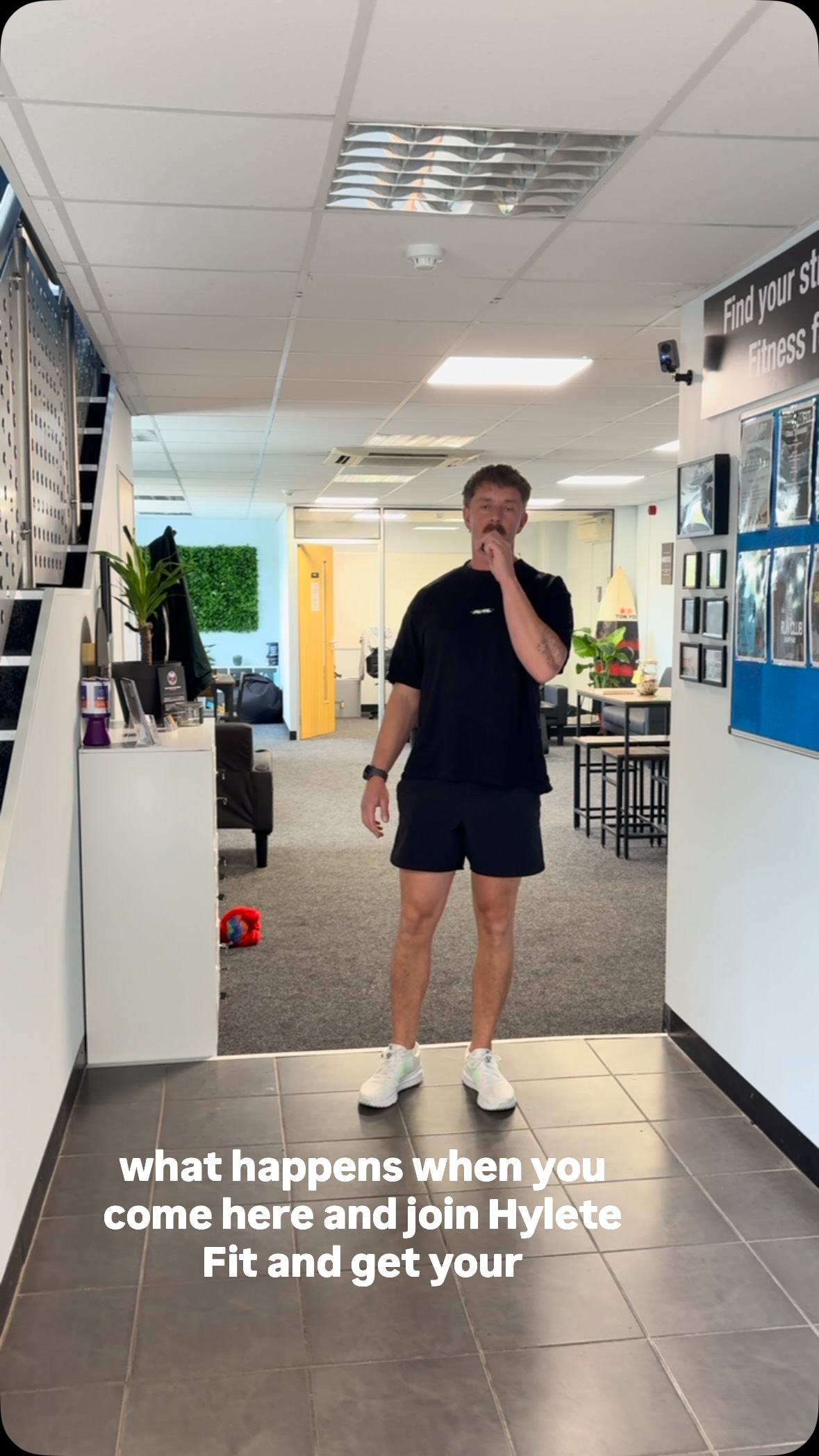 What to expect when you arrive for an induction with us 😁
No, I don’t have calves 😂 years of too much cardio and not enough calf raises, with a sprinkle of genetics.