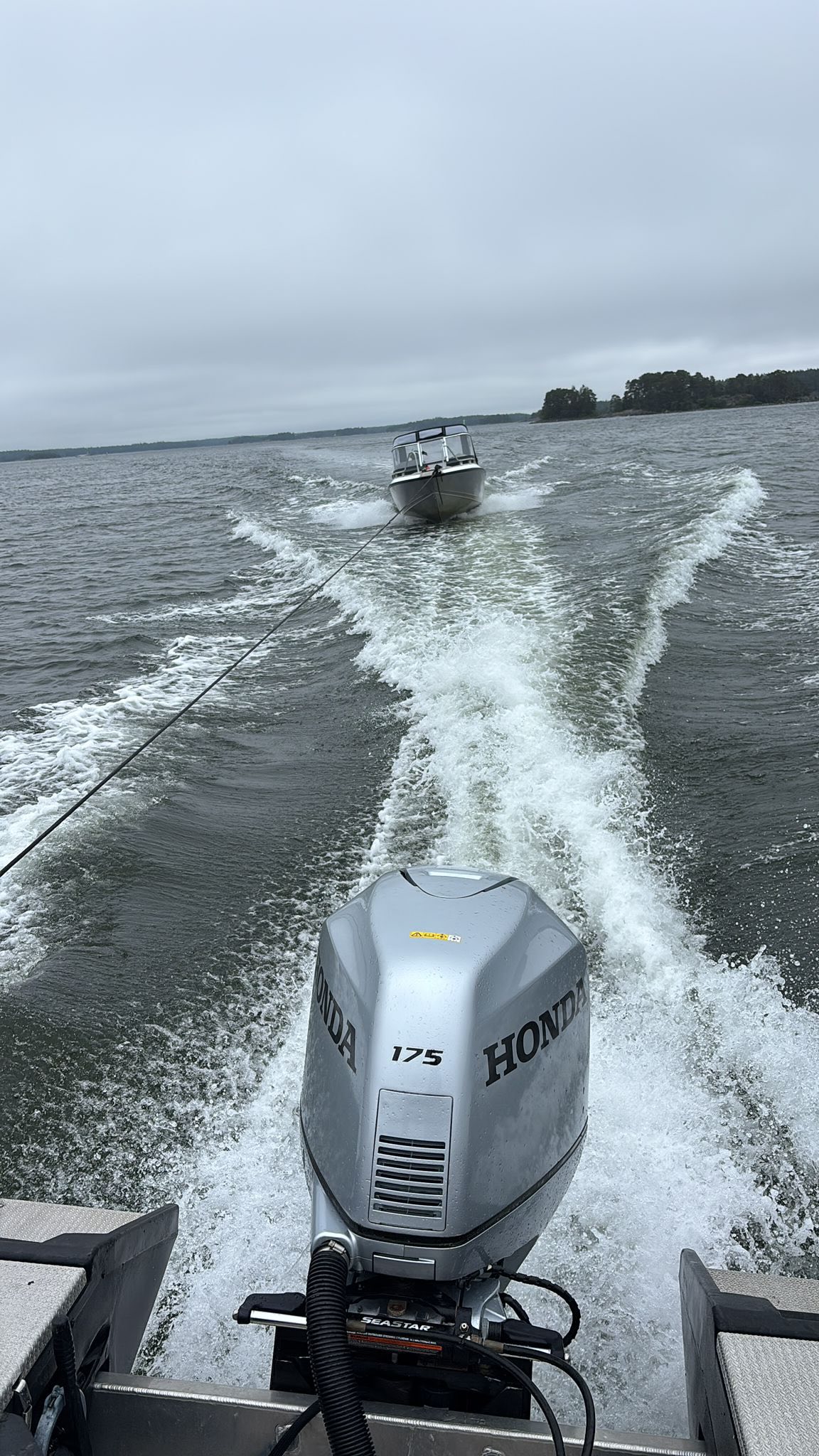 🚤 On the “road” again! 😎
Not every day is about scenic cruises and island adventures. Today we’re towing a boat back to shore after it decided that moving under its own power was overrated.
The owner is hoping to have her back in shape before Midsummer next week, so it’s straight to the workshop from here. 🔧
Helping fellow boaters when things don’t go according to plan is all part of life on the water, and we’re happy to lend a hand when needed.
After all, it seems even boats want a little maintenance and attention before the biggest boating weekend of the summer. 😄
#SeaSport #visitpellinge #porvoonsaaristo #borgåskärgård #pellinki