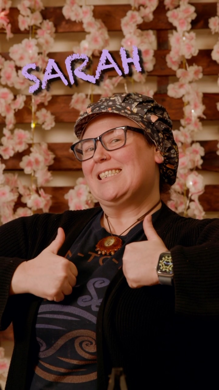 Sarah guiding you through Cherry Blossom 🌸 Milk Chocolate, Rum Caramel Milky Dark, and Chuao 72% Micro-Lot from Venezuela 🇻🇪. #craftchocolate #beantobar #chocolatefactory #riverseachocolates video by @filmwithfourhands