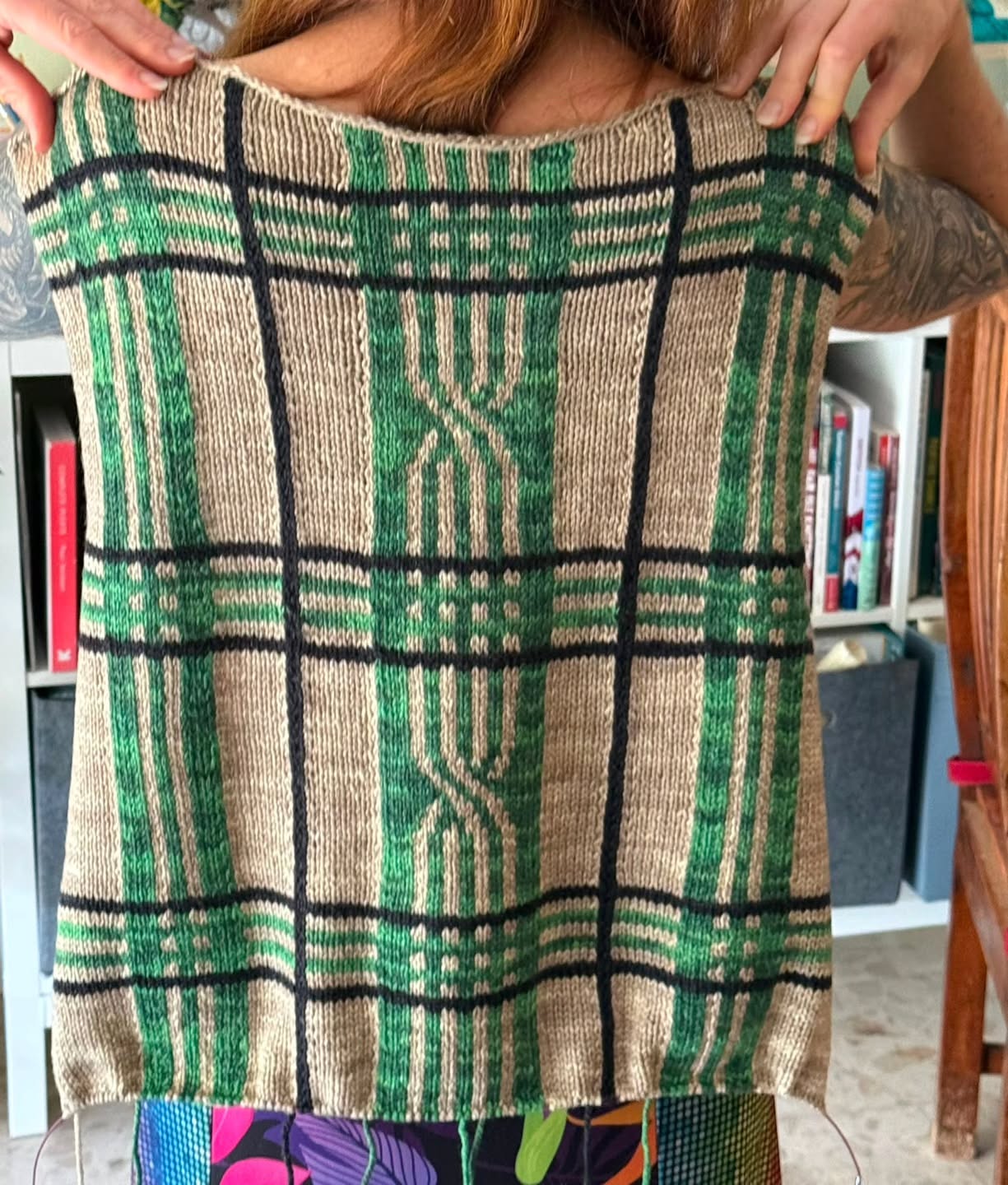 Omg!!! Look at the drape of the fabric 😍😍😍
Out of this world!
I have to say, this yarn is heaven!
Yarn: Silky Twist by @artyarns , 80% extra fine Merino, 20% silk.
It wasn't that drapy on the needles, and since this is oversized, I was concerned it won't drape on the sides of the body as I wanted. But after blocking it totally changed to the perfect drapy fabric.
This is exactly how I imagined the vest to be 🥰
This yarn is available at @liza.rodrig.kniting.crochet
#colorworkknitting #knittingvest #knitofthedragon #knitweardesigner #knittingpatterns